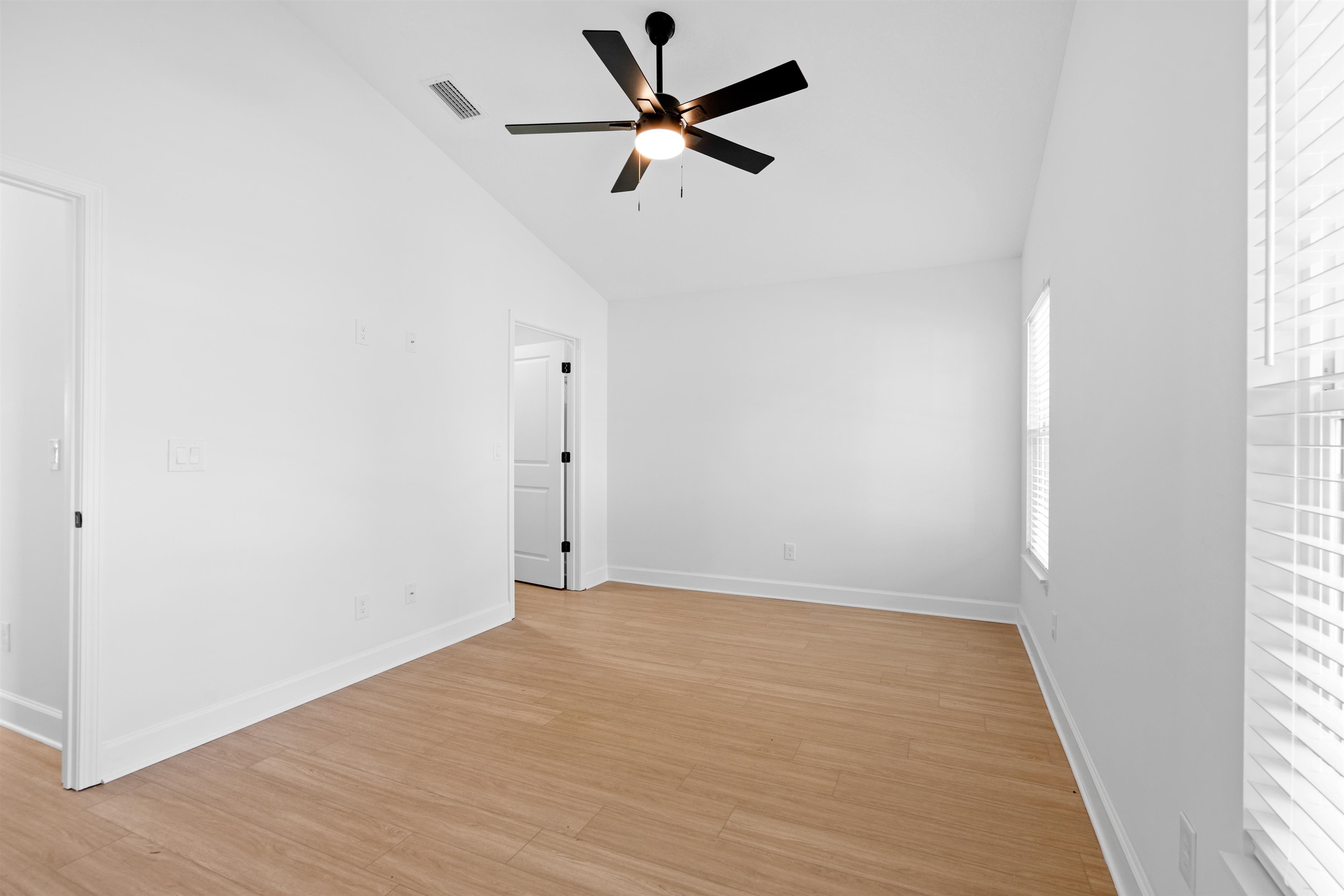 Image 16 of 50 For 69 Josiah Street