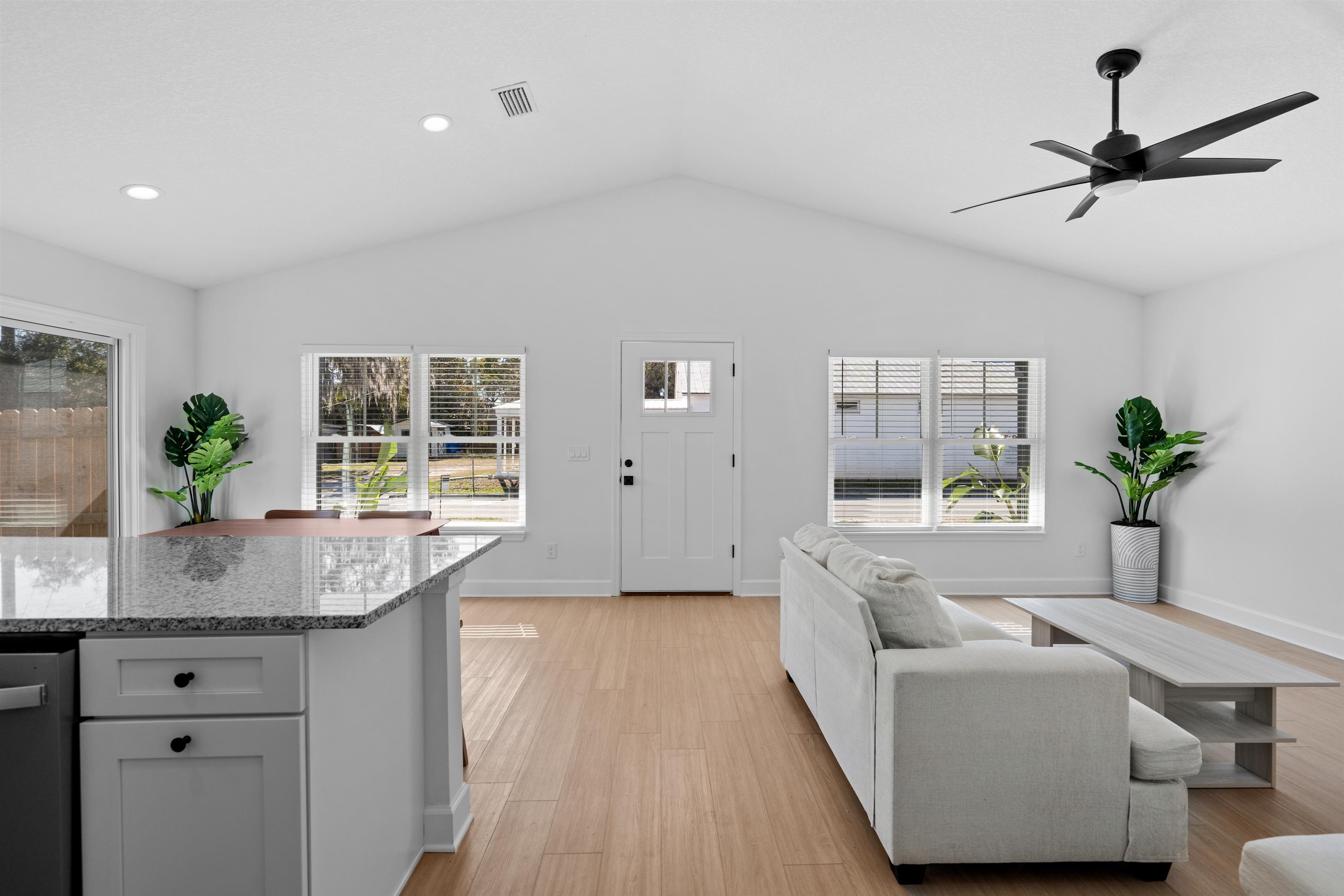 Image 3 of 50 For 69 Josiah Street