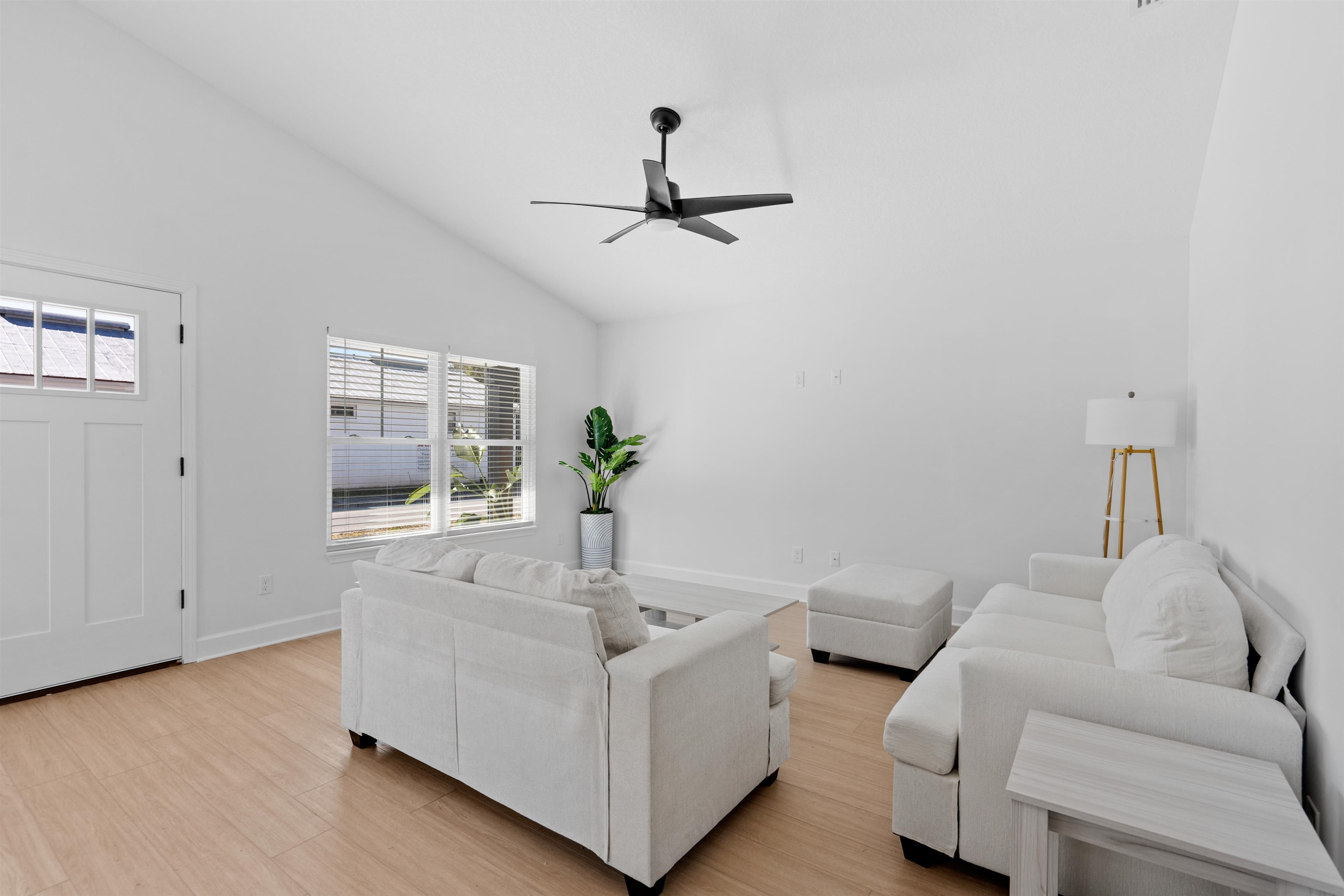 Image 5 of 50 For 69 Josiah Street