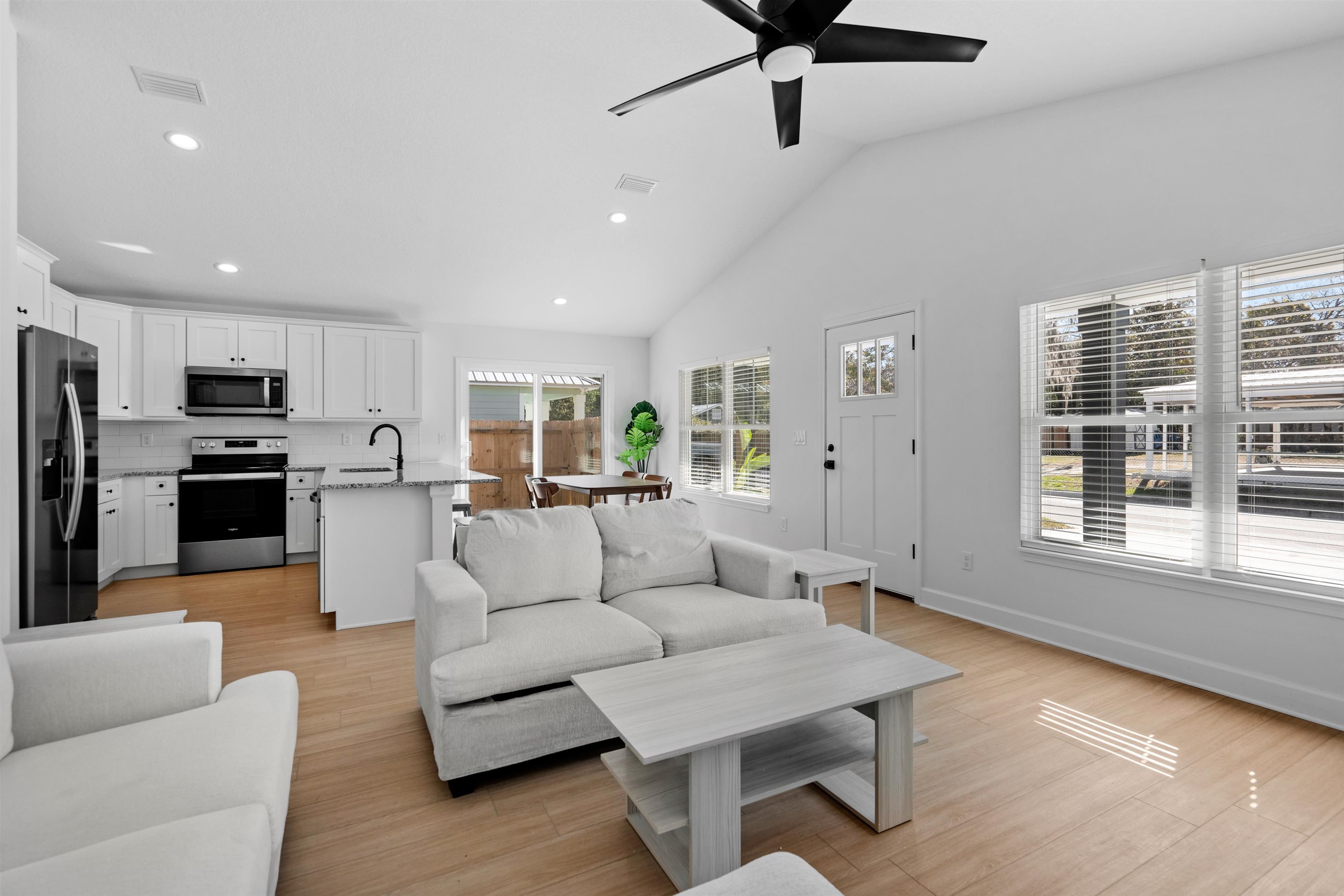 Image 6 of 50 For 69 Josiah Street