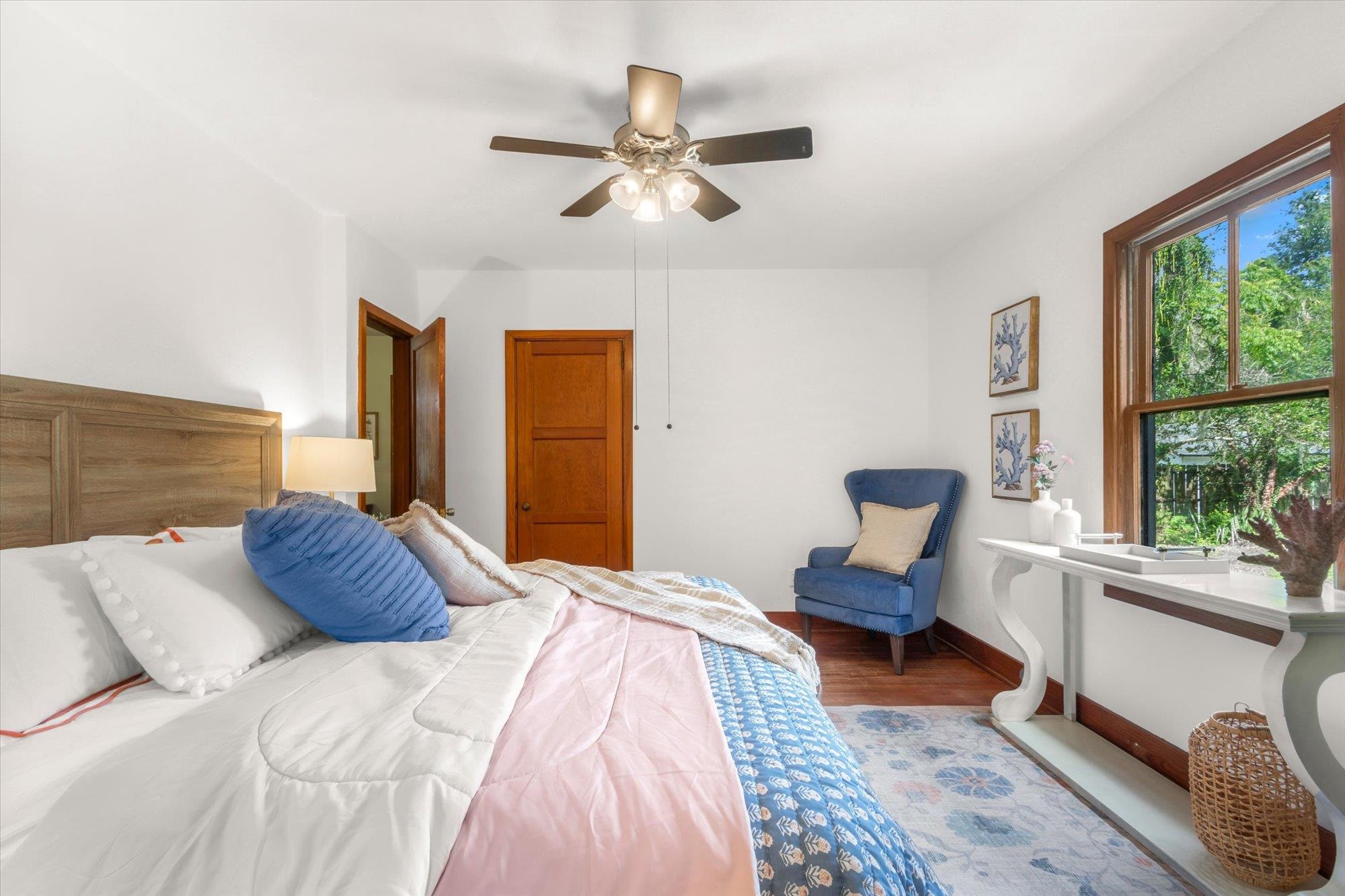 Image 15 of 47 For 7709 Eaton Ave