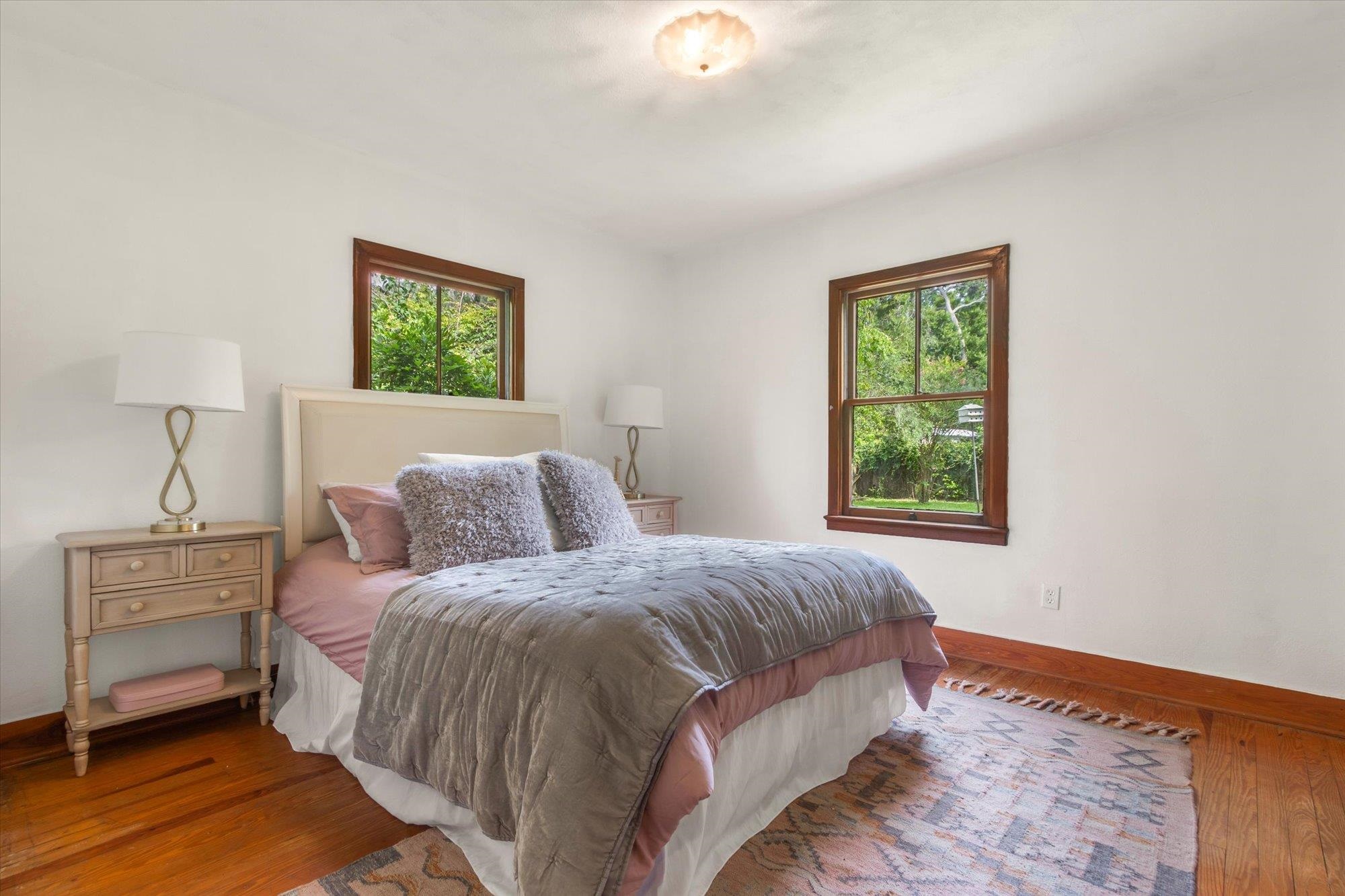 Image 17 of 47 For 7709 Eaton Ave