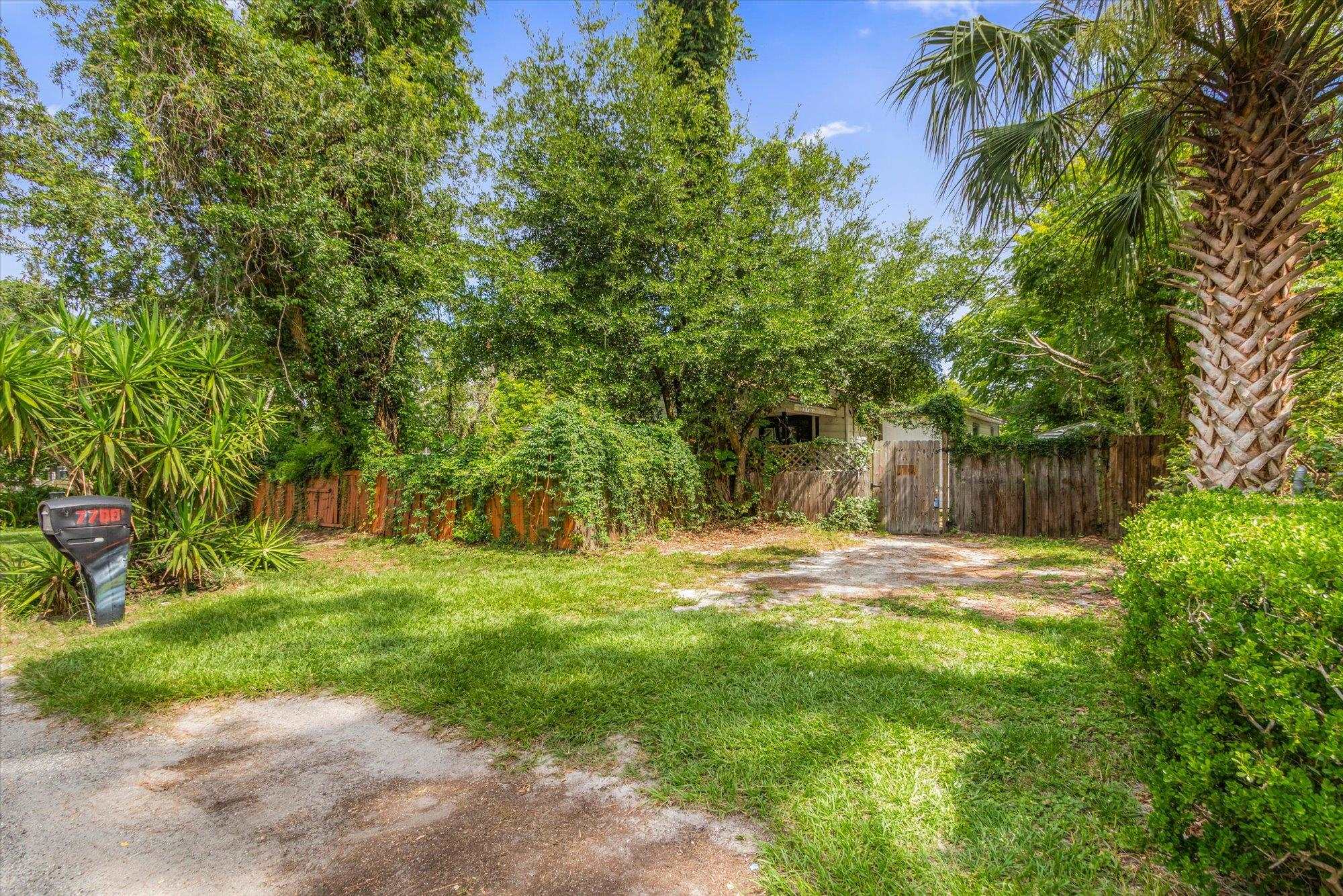 Image 36 of 47 For 7709 Eaton Ave