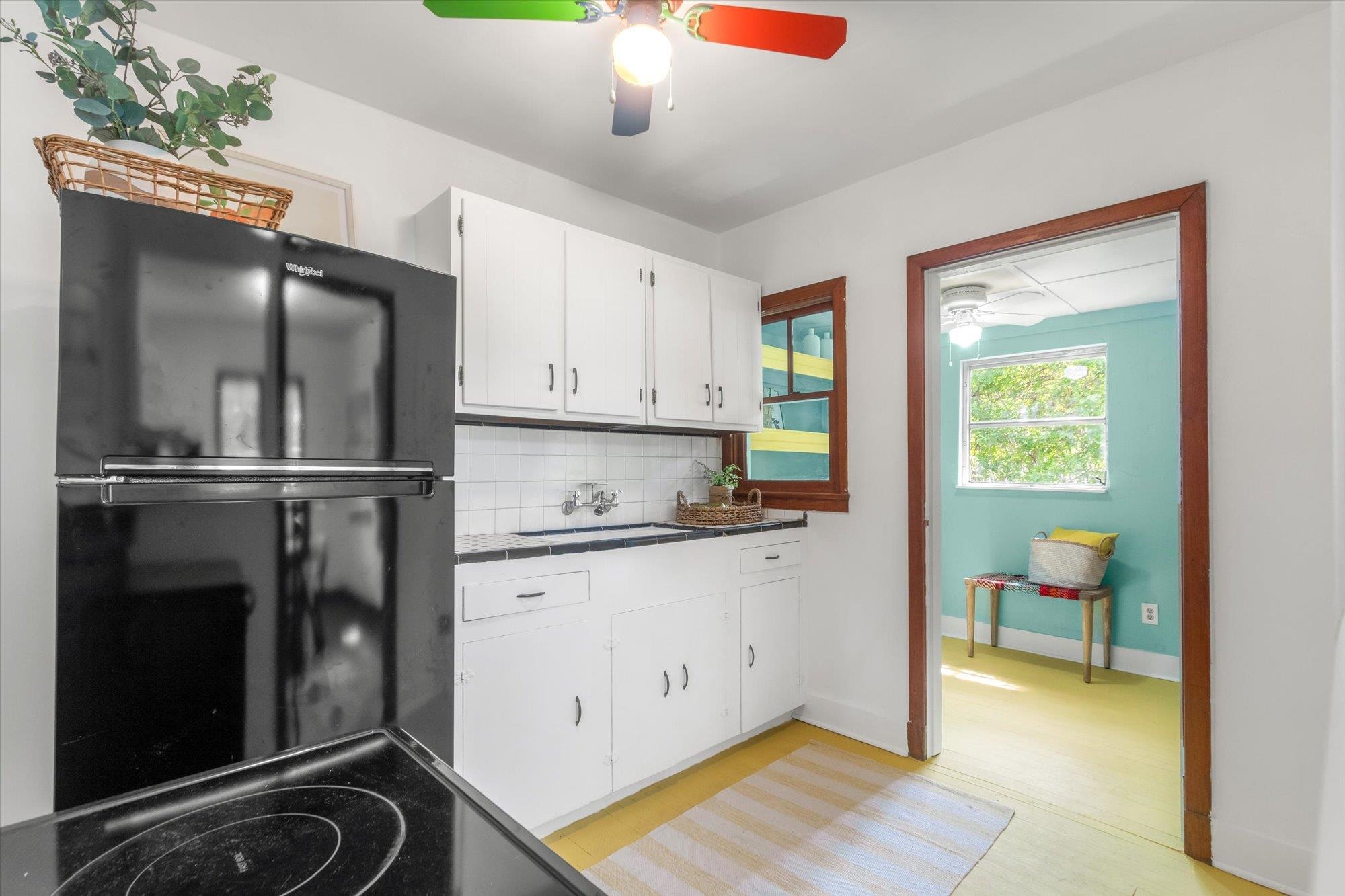 Image 8 of 47 For 7709 Eaton Ave