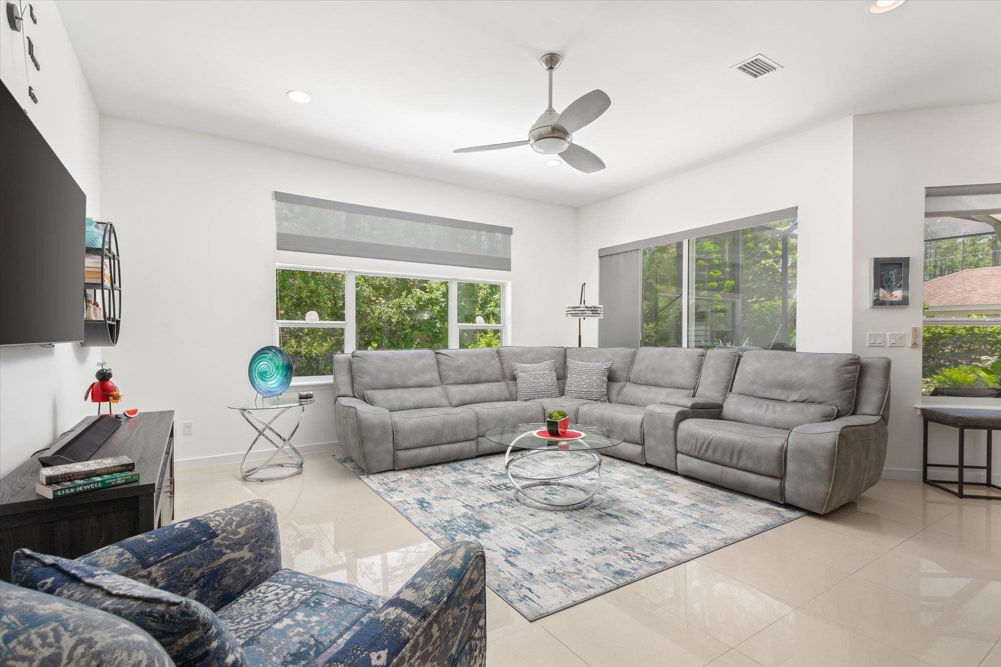 Image 13 of 56 For 132 Bottlebrush Drive