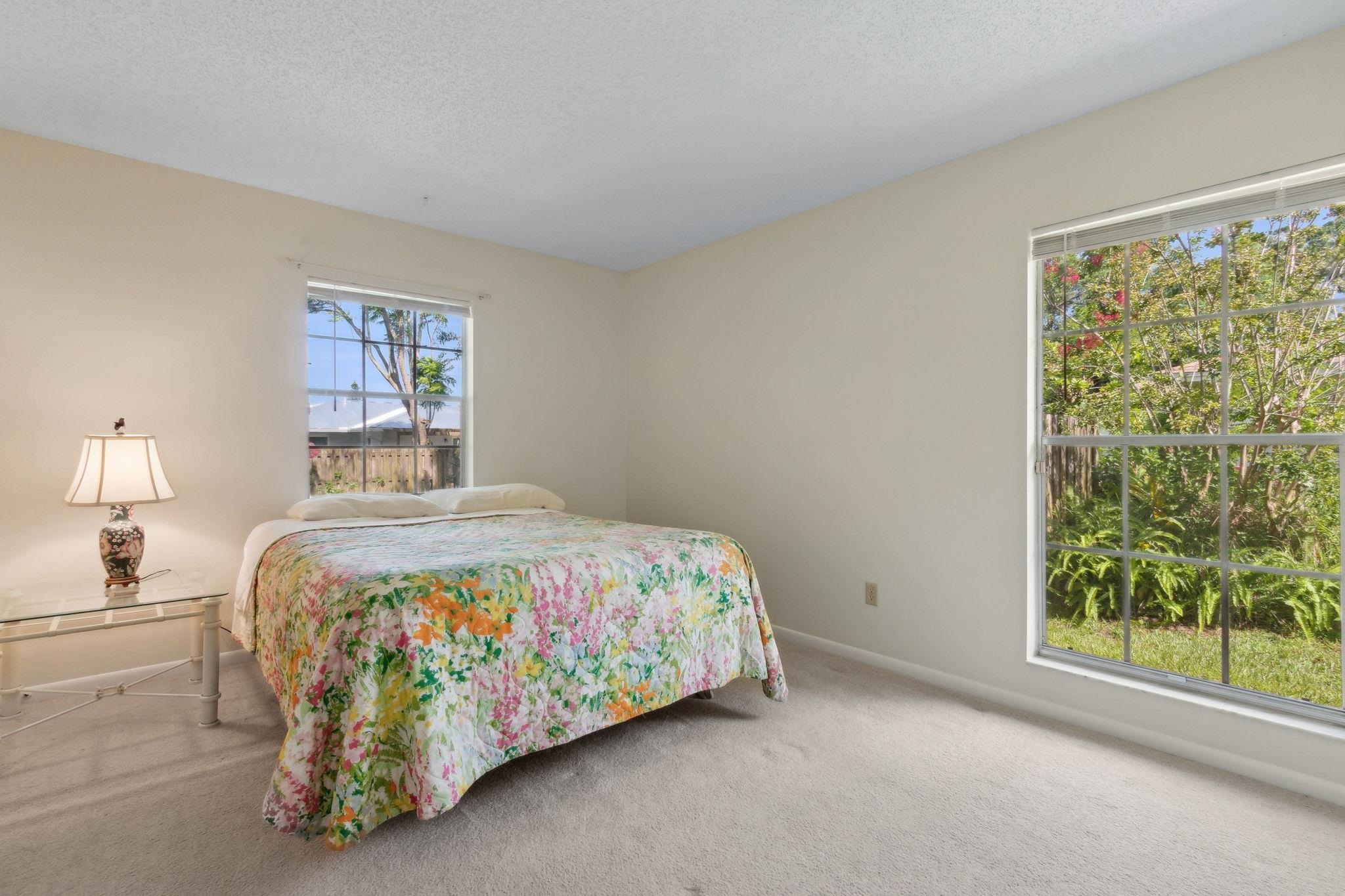 Image 37 of 76 For 1004 San Remo Rd