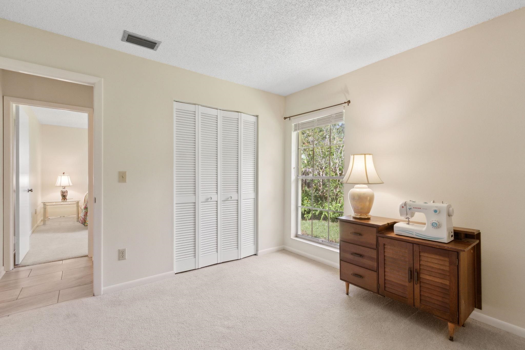 Image 43 of 76 For 1004 San Remo Rd
