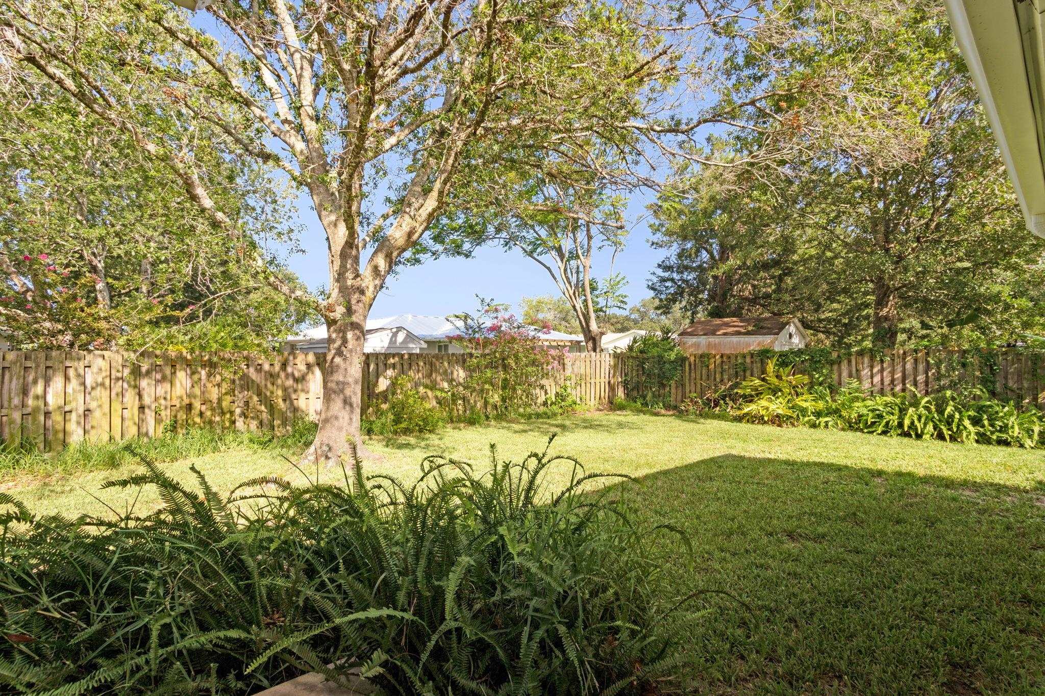 Image 52 of 76 For 1004 San Remo Rd