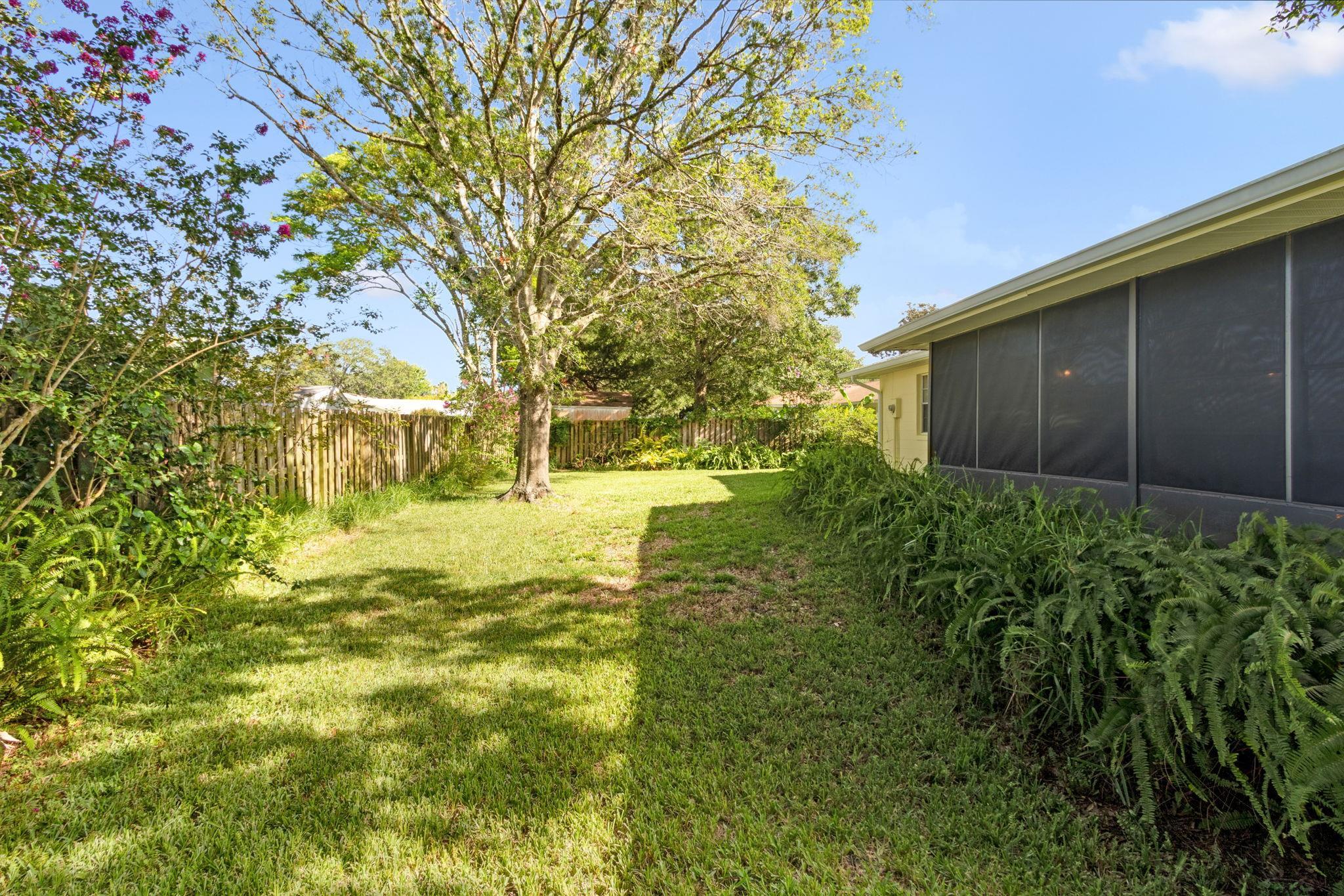 Image 55 of 76 For 1004 San Remo Rd