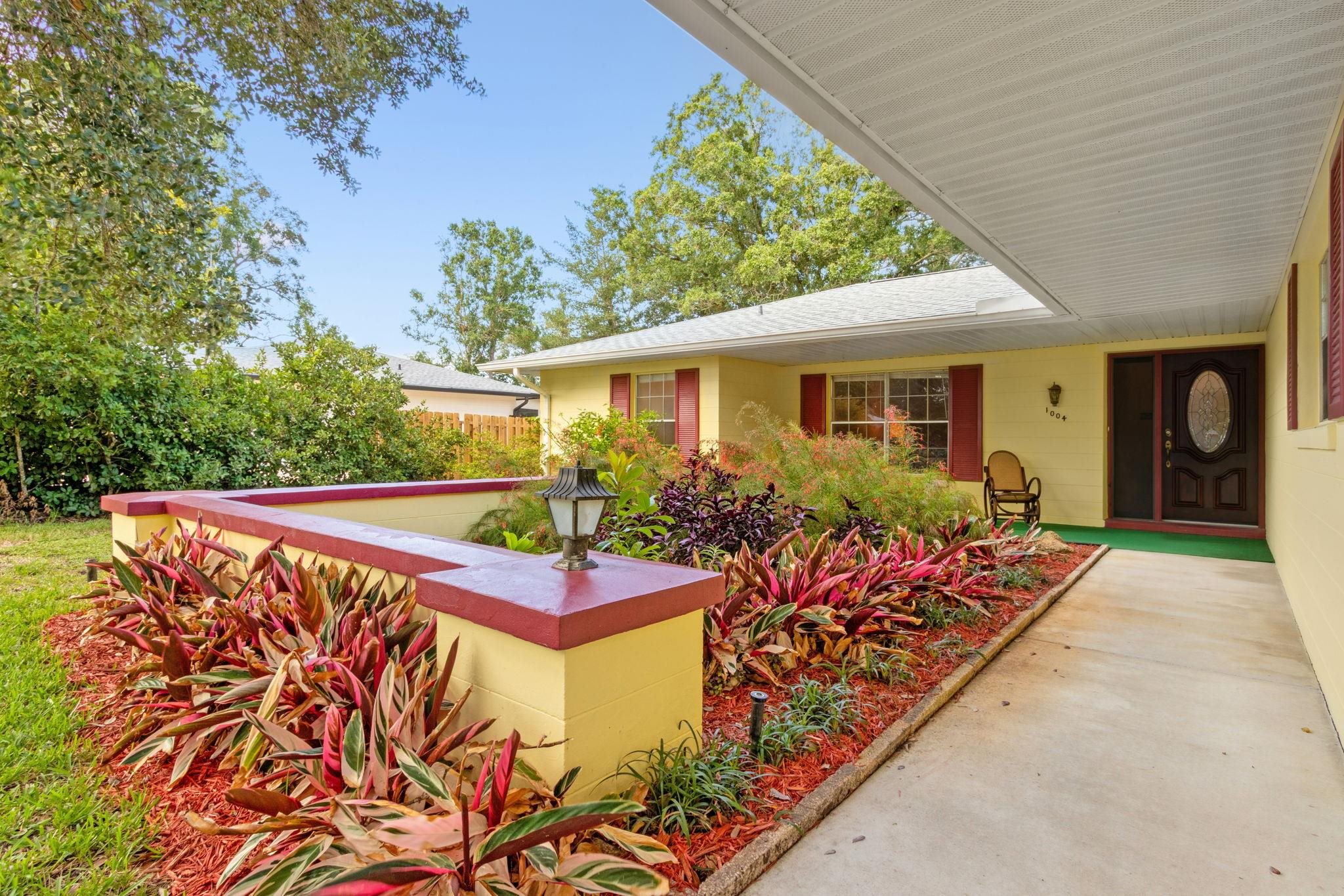 Image 6 of 76 For 1004 San Remo Rd