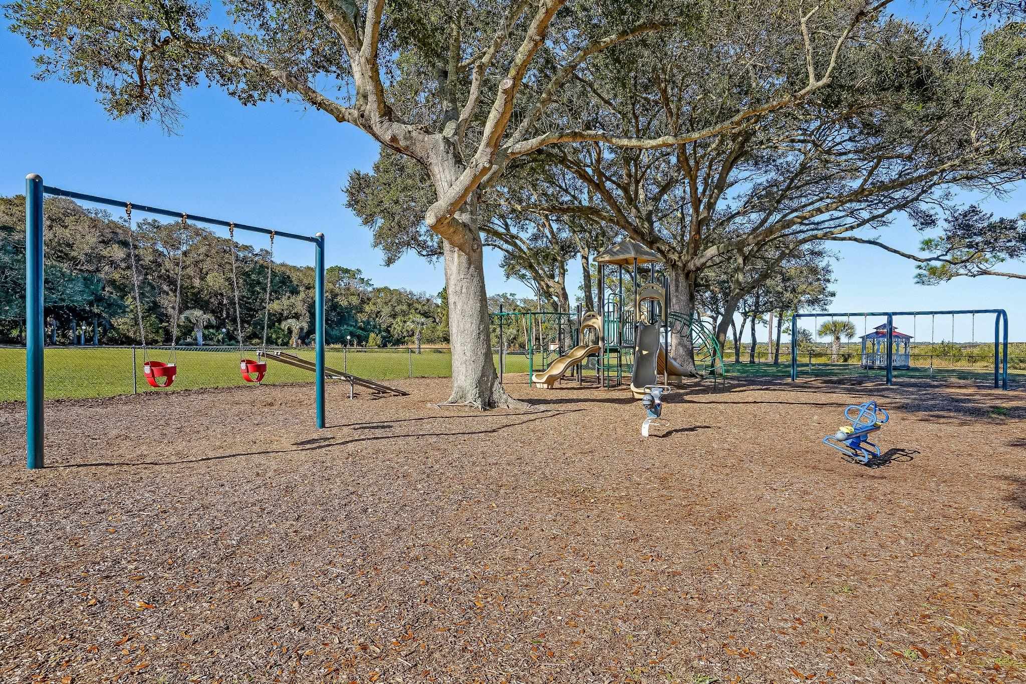 Image 61 of 76 For 1004 San Remo Rd