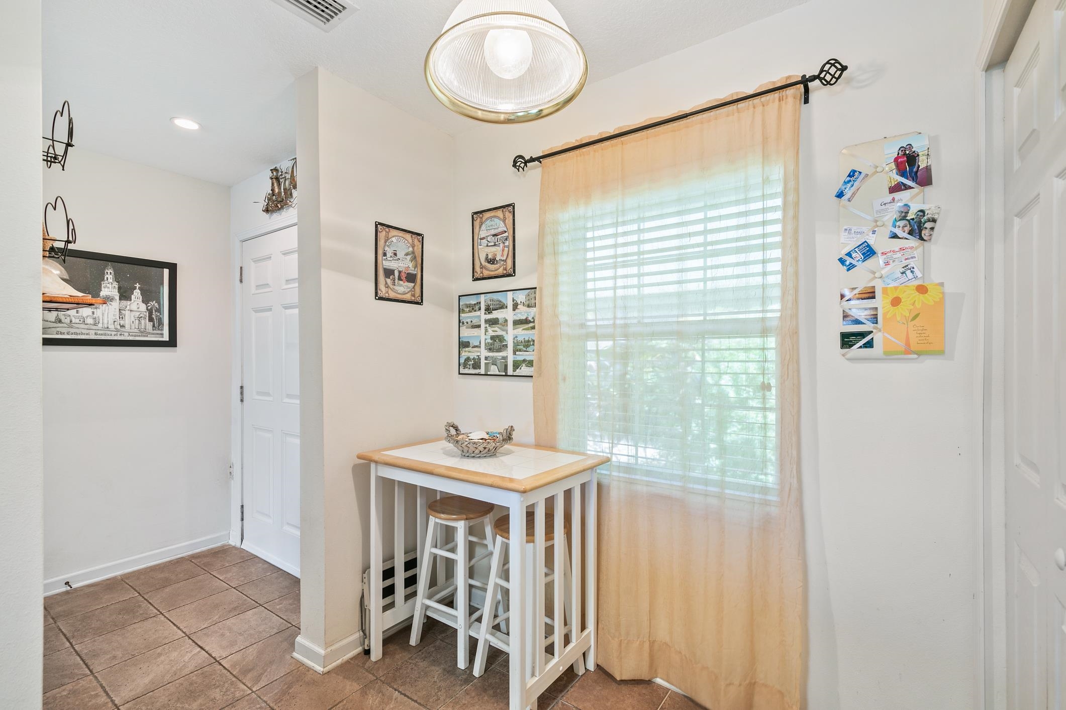 Image 20 of 52 For 264 Gibraltar Ct  102