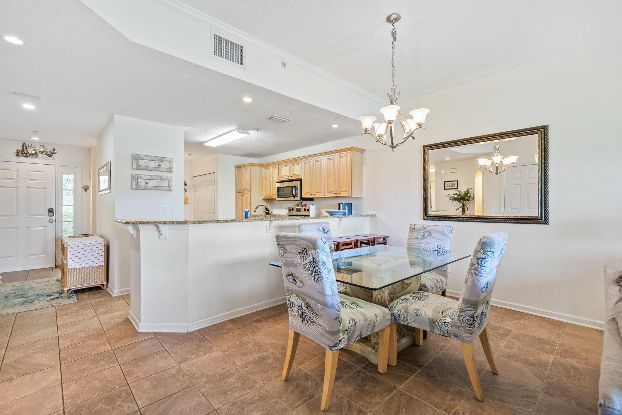 Image 24 of 52 For 264 Gibraltar Ct  102