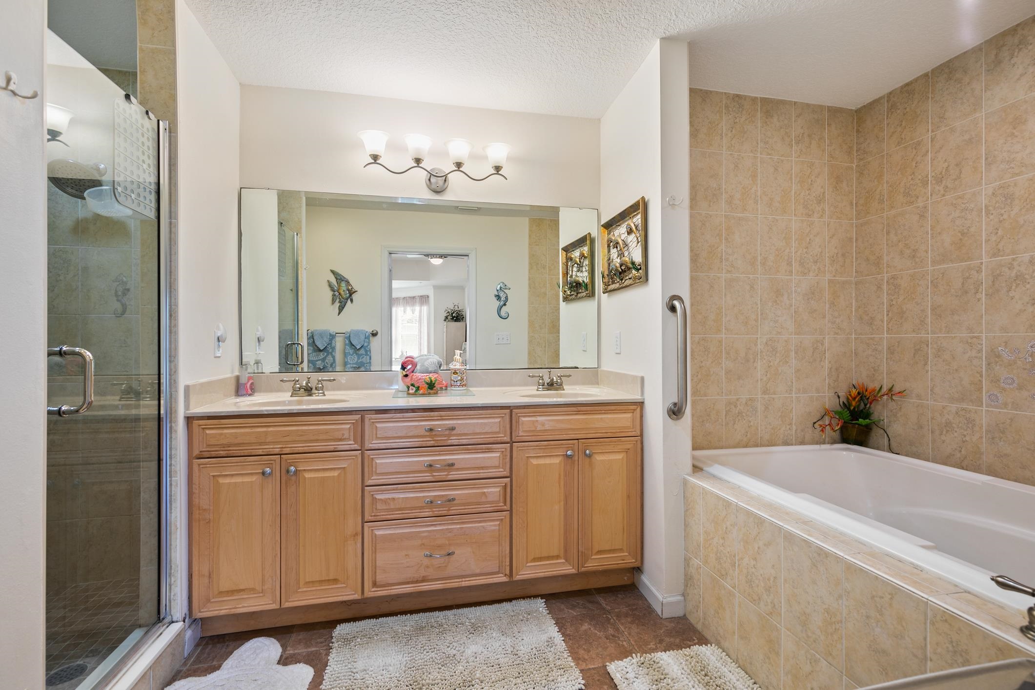 Image 35 of 52 For 264 Gibraltar Ct  102