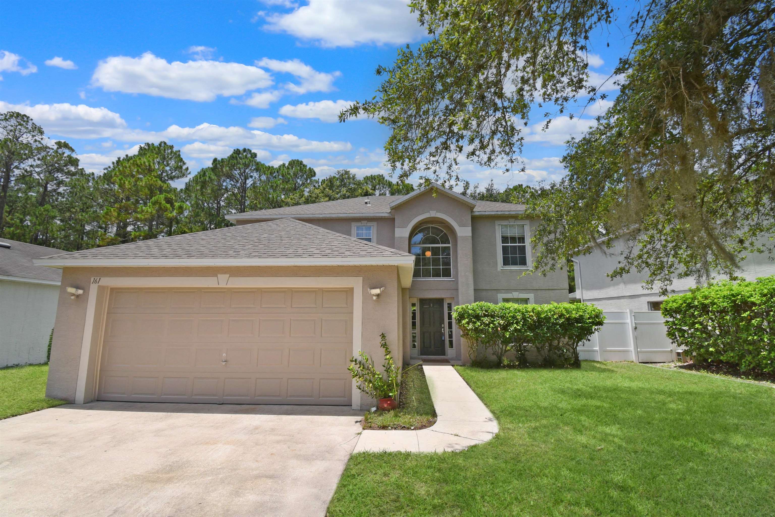 Image 4 of 33 For 161 King Arthur Ct