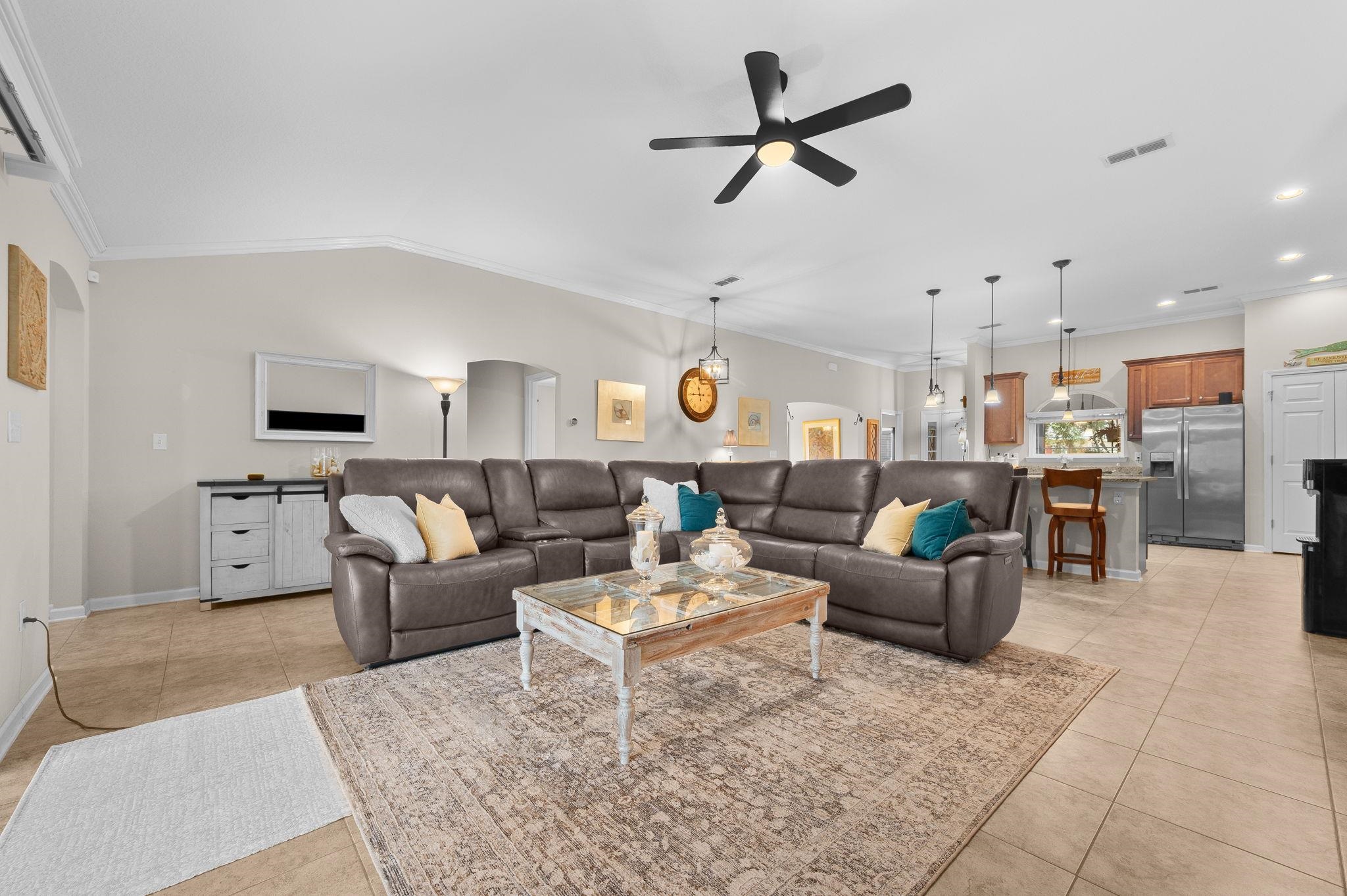 Image 15 of 74 For 338 Deerfield Glen Dr