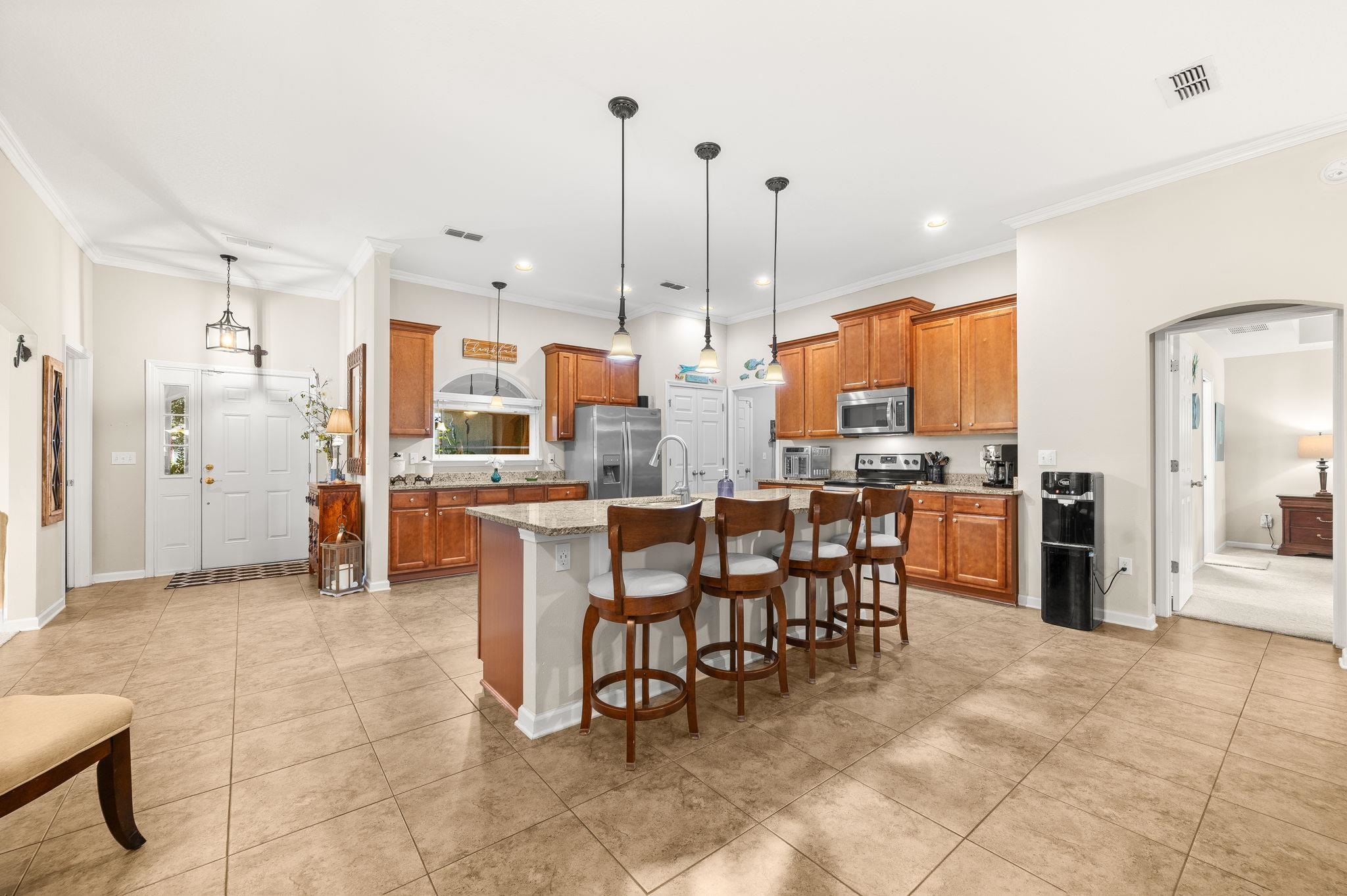 Image 18 of 74 For 338 Deerfield Glen Dr