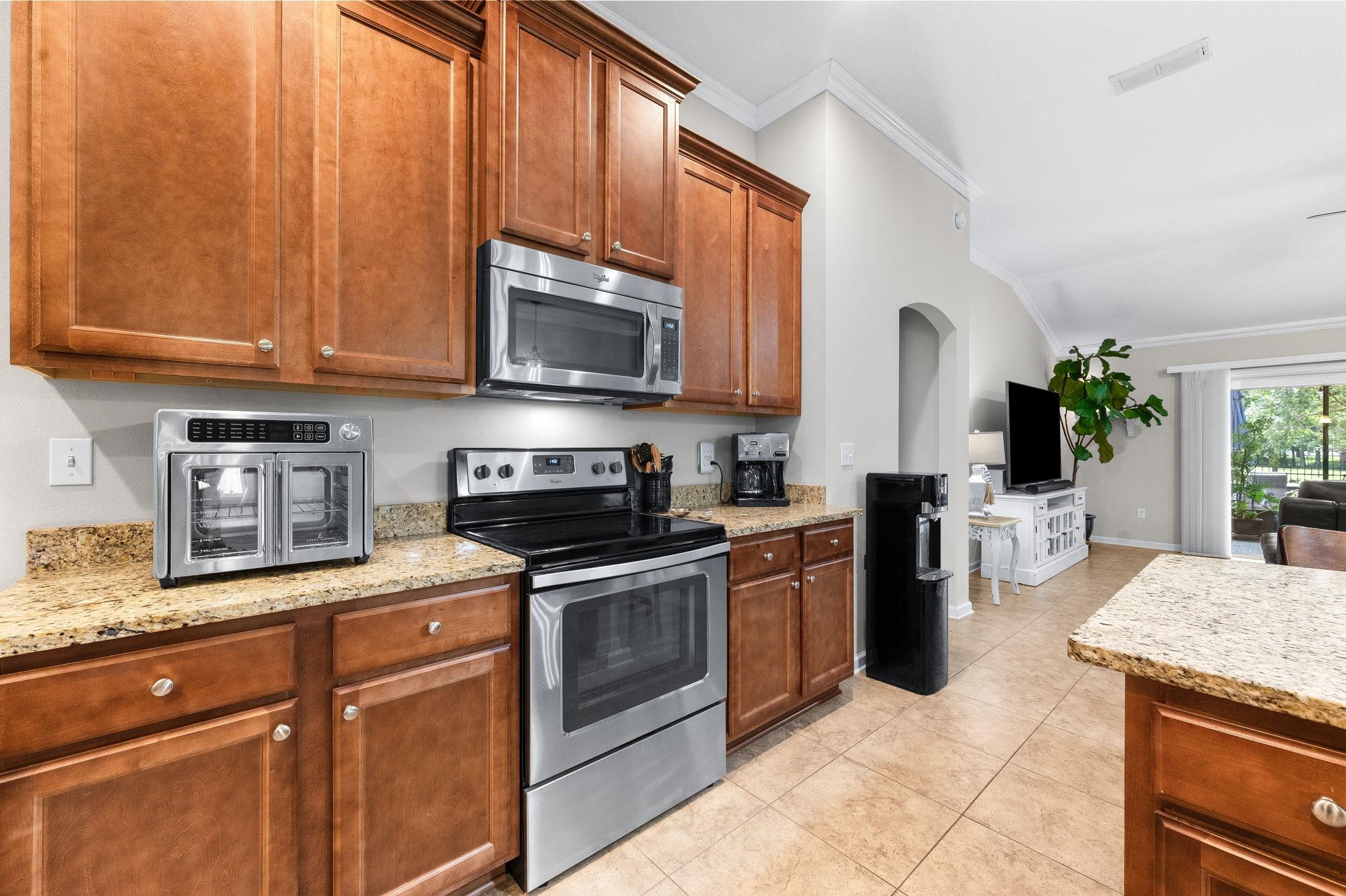 Image 20 of 74 For 338 Deerfield Glen Dr