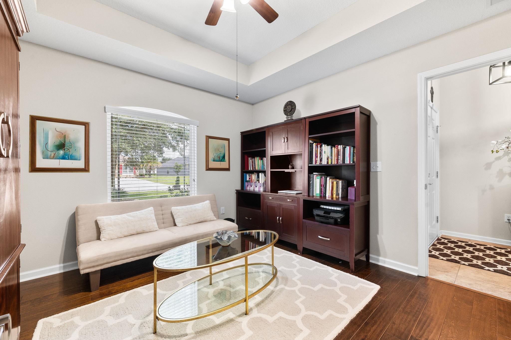 Image 30 of 74 For 338 Deerfield Glen Dr
