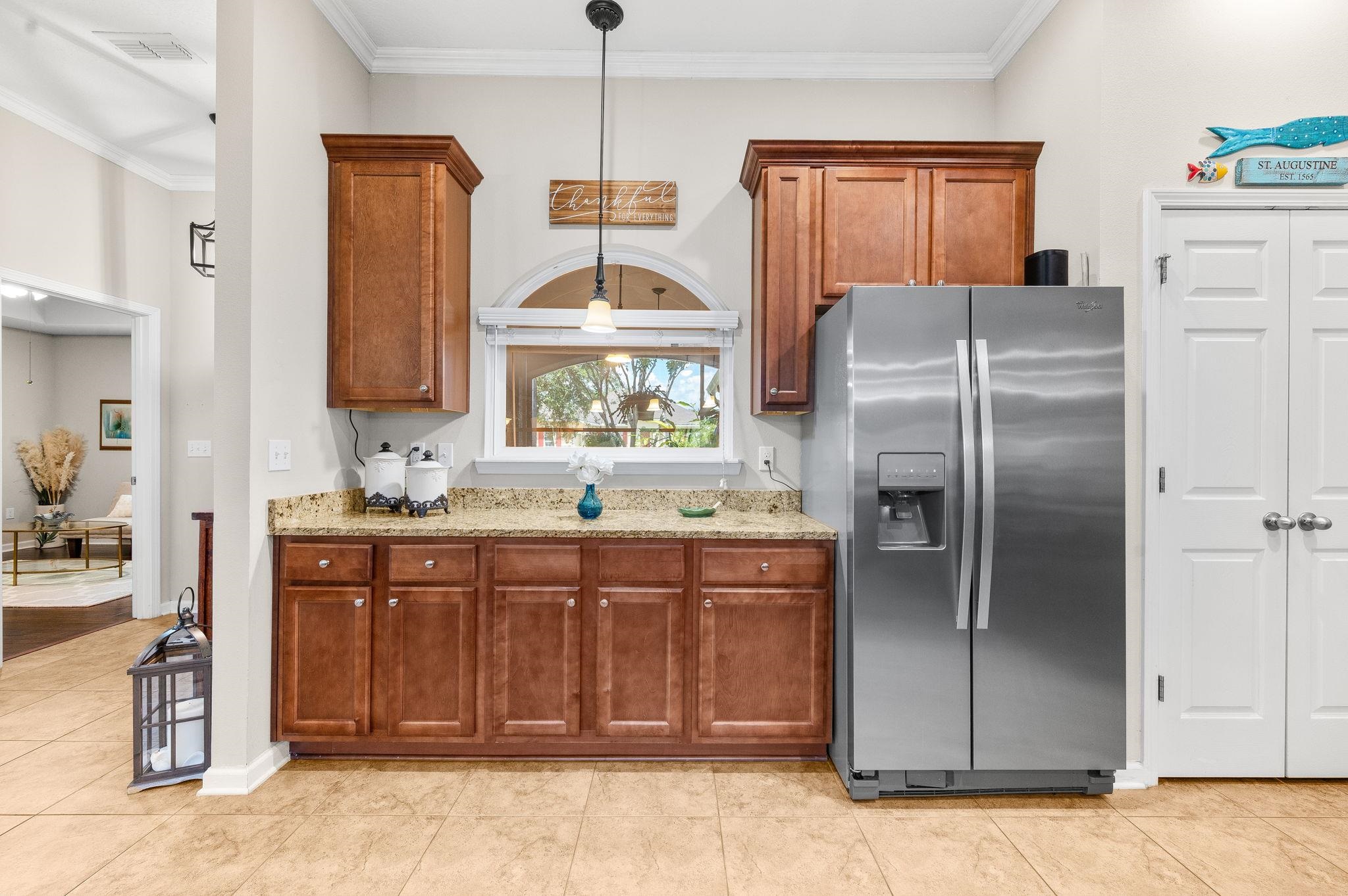 Image 33 of 74 For 338 Deerfield Glen Dr