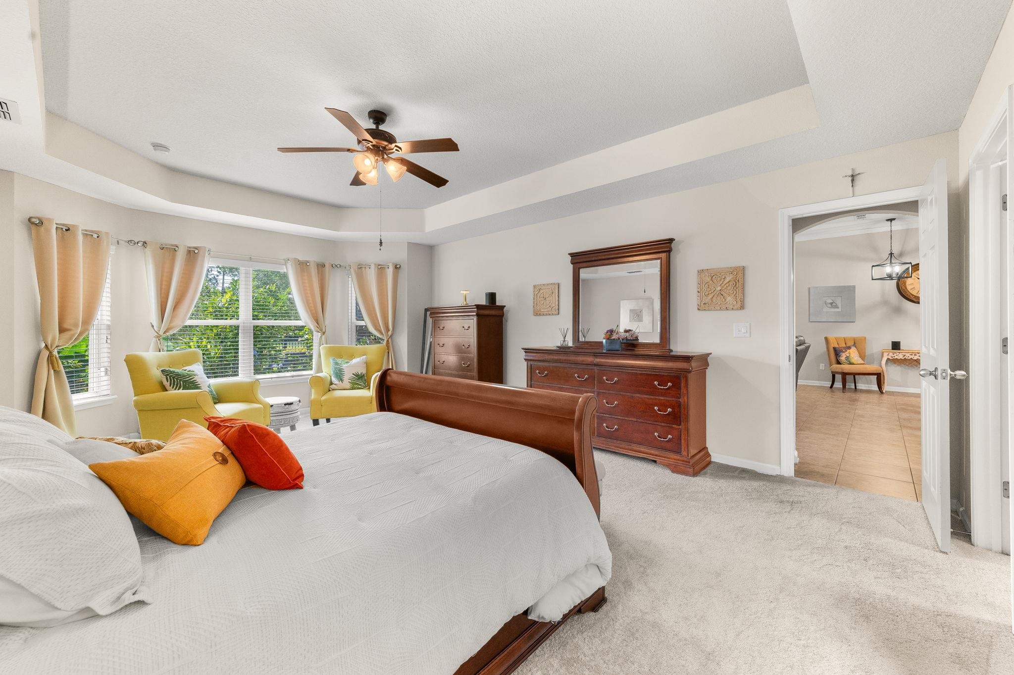 Image 38 of 74 For 338 Deerfield Glen Dr