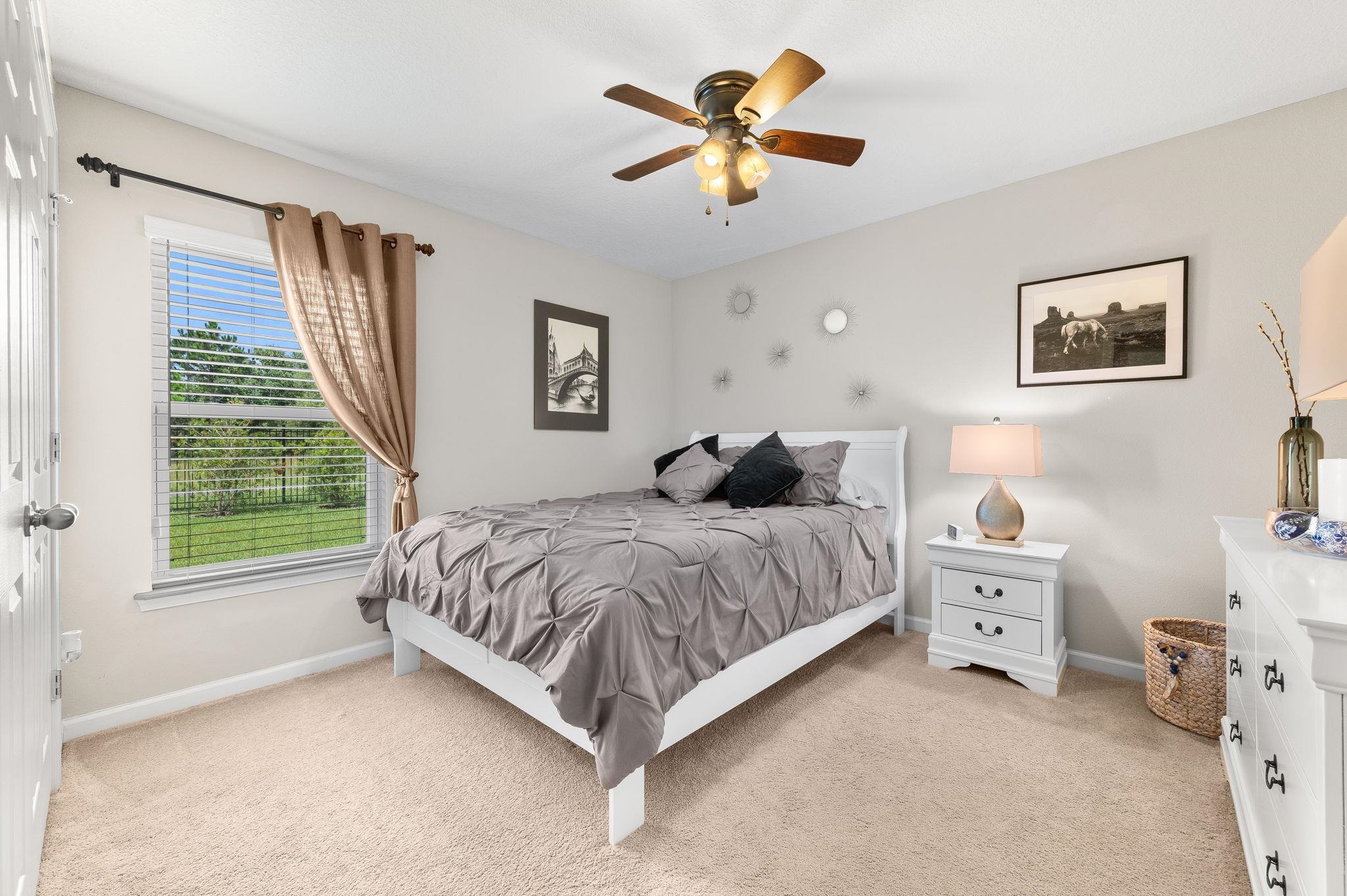 Image 46 of 74 For 338 Deerfield Glen Dr