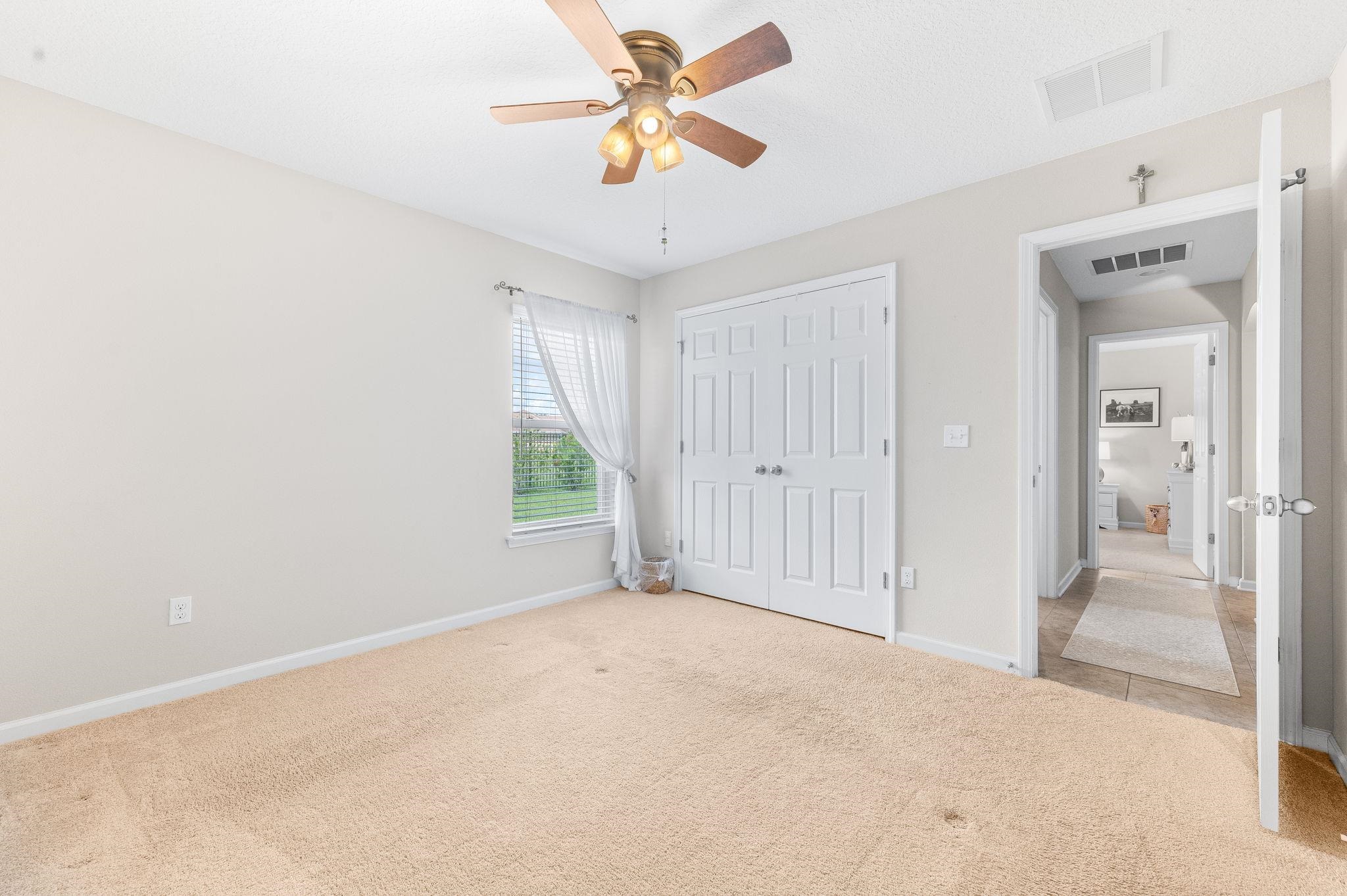 Image 51 of 74 For 338 Deerfield Glen Dr