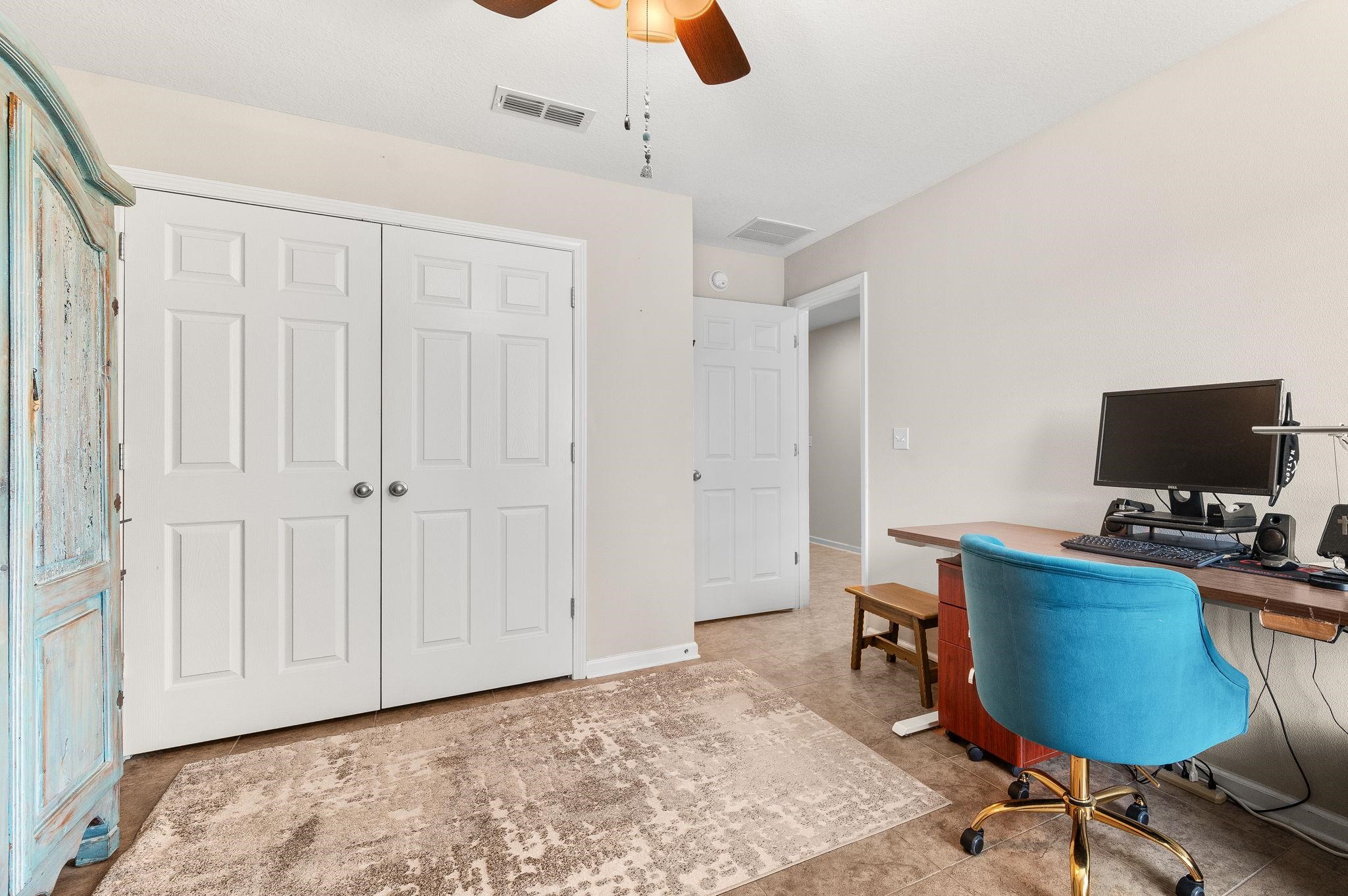 Image 57 of 74 For 338 Deerfield Glen Dr