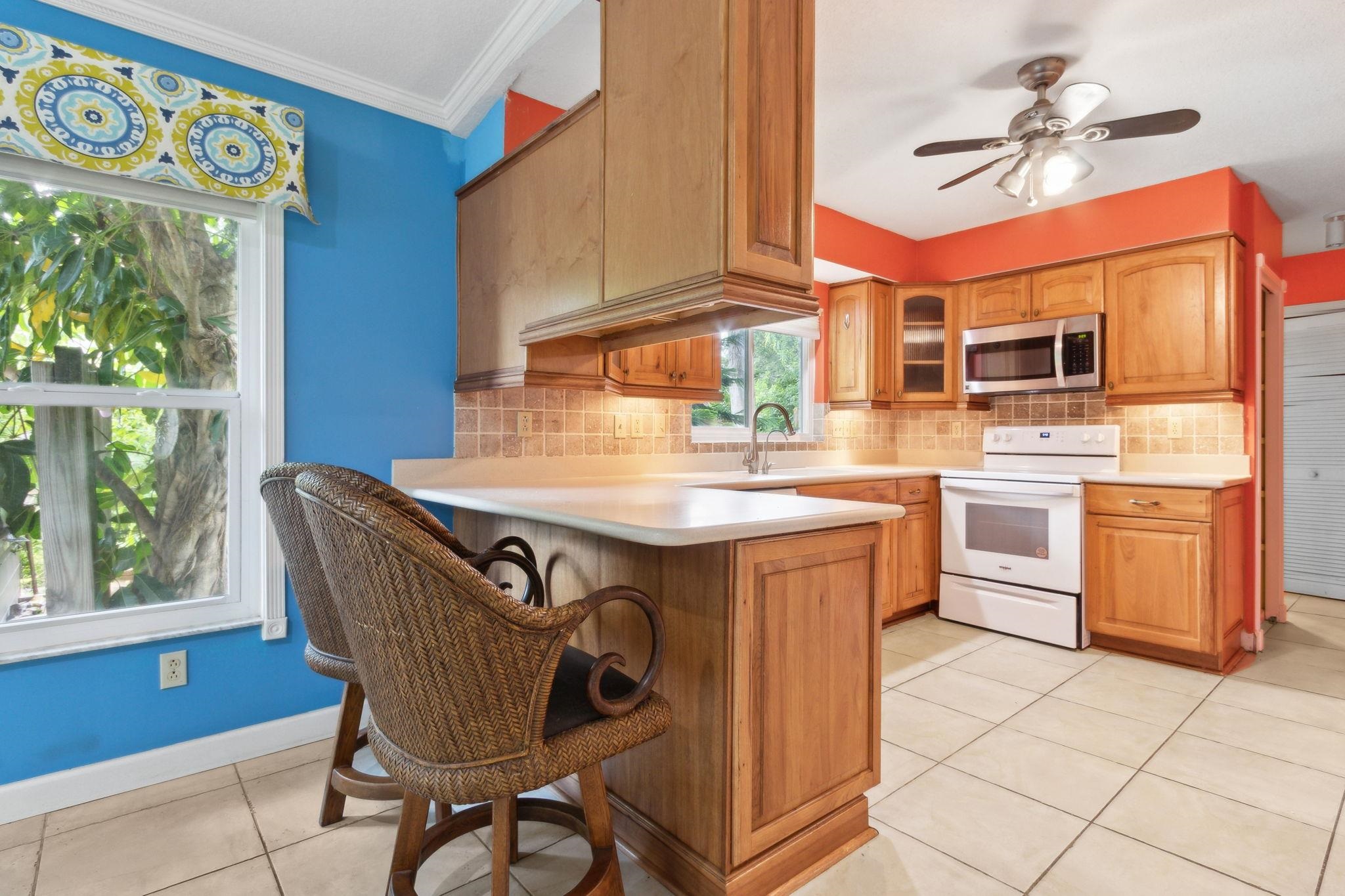 Image 20 of 56 For 579 16th St  