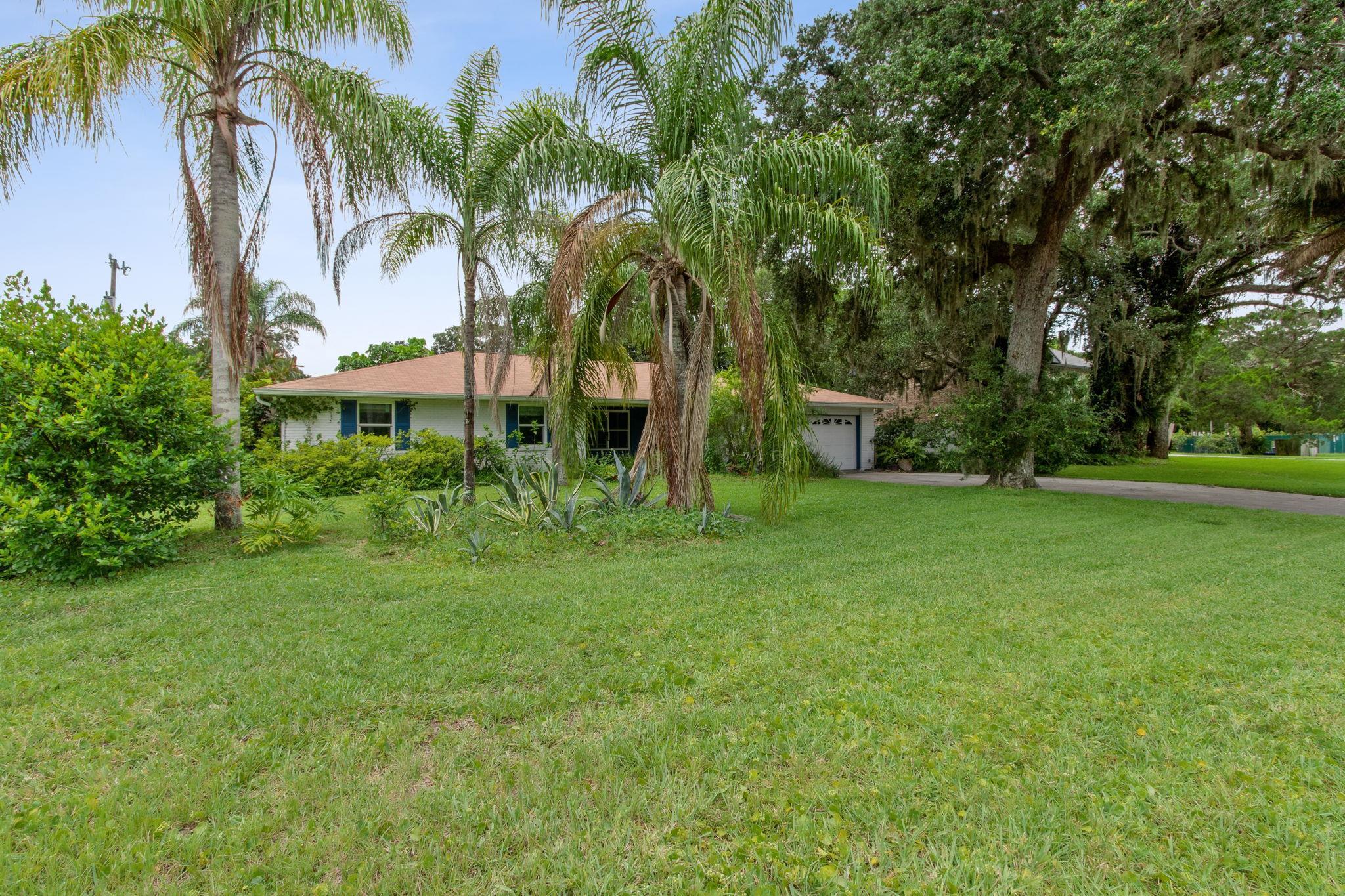 Image 6 of 56 For 579 16th St  
