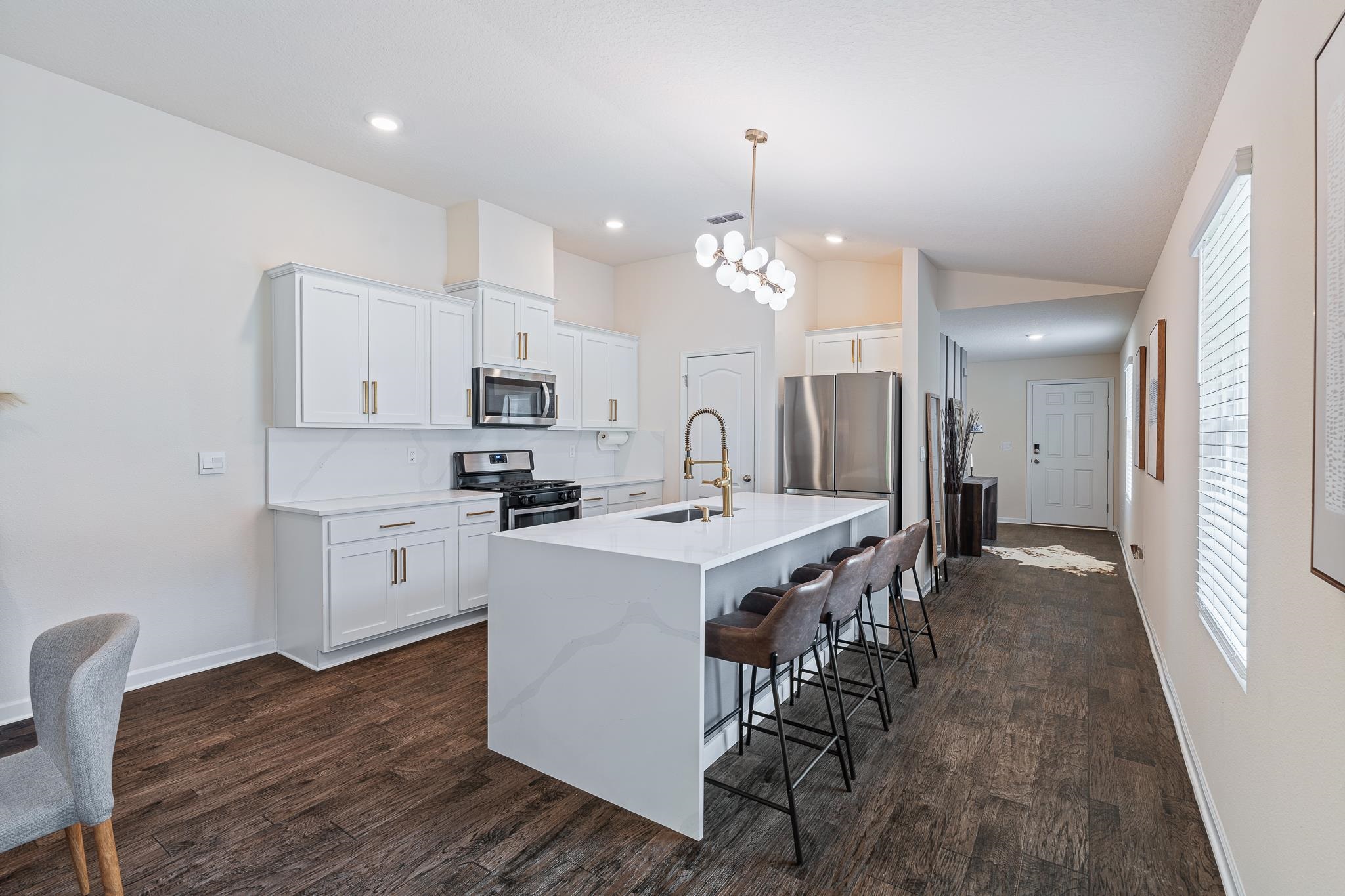 Image 5 of 48 For 147 Logrono Court