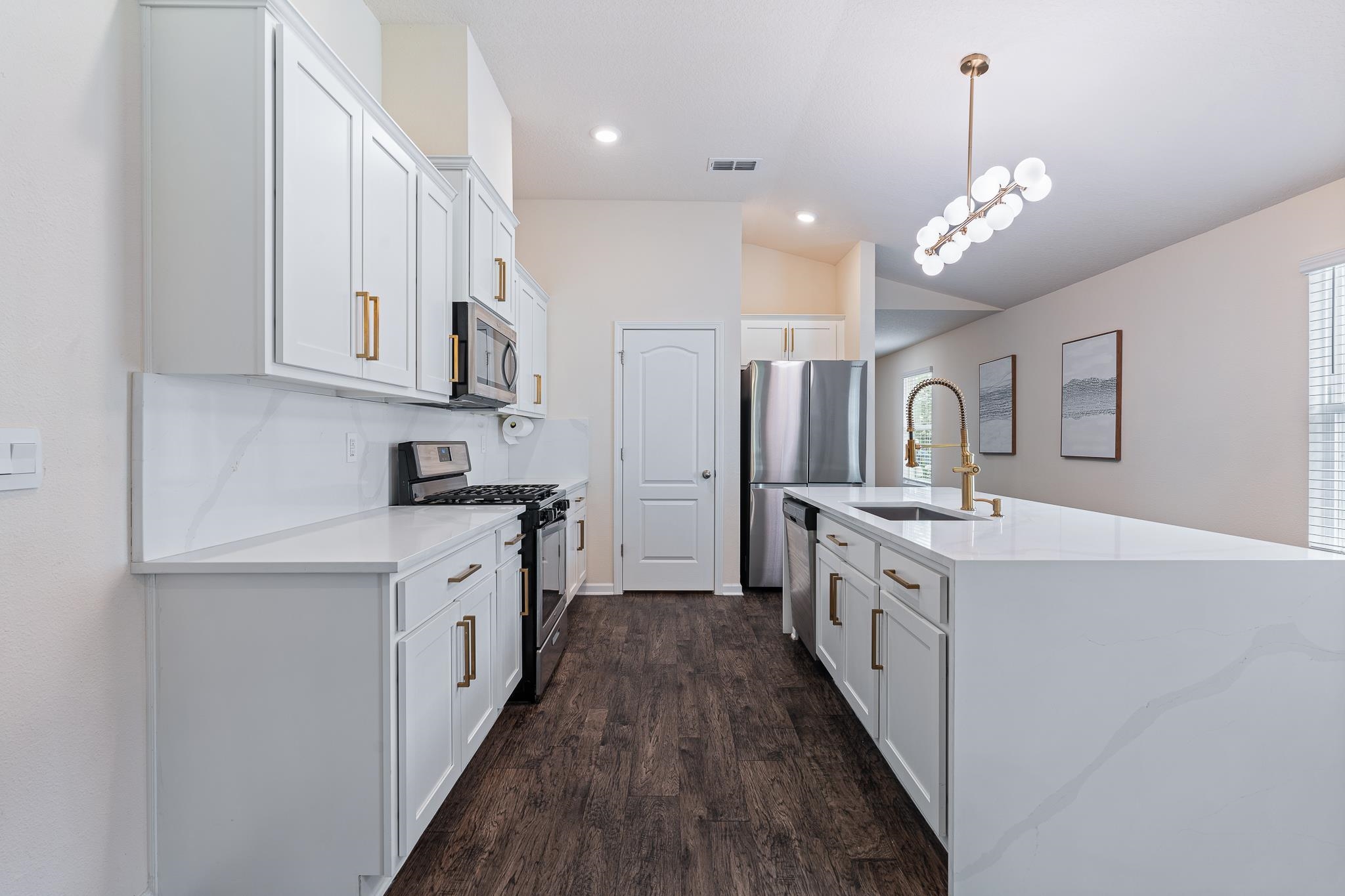 Image 7 of 48 For 147 Logrono Court