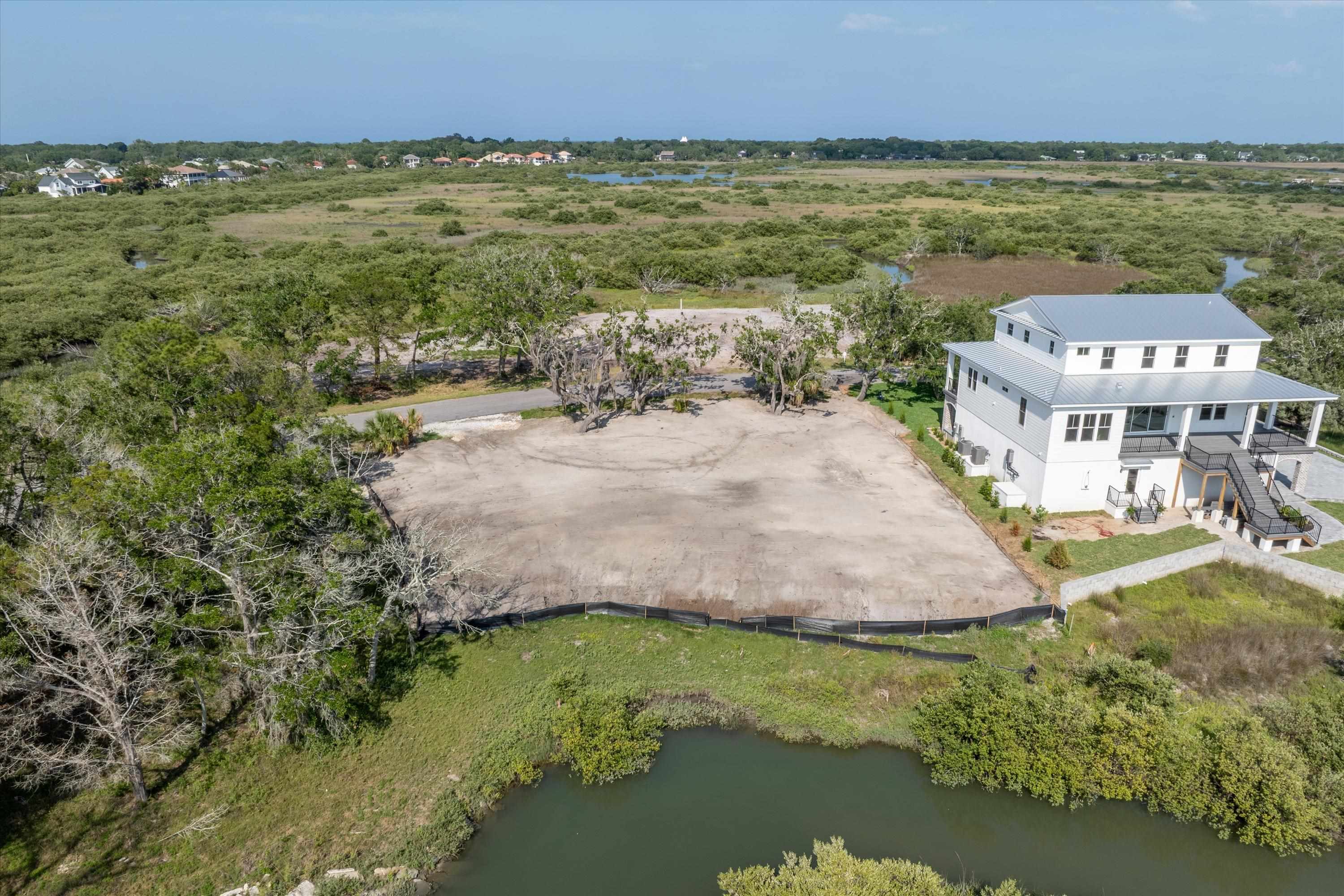 Image 5 of 5 For Pelican Reef Dr