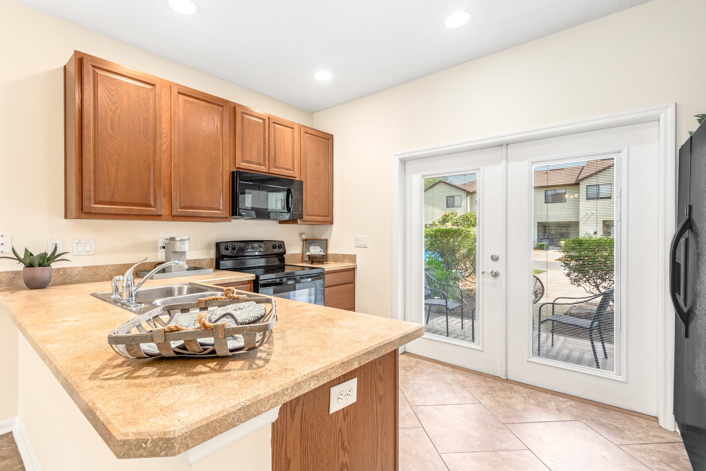 Image 11 of 39 For 616 Drake Bay Terrace