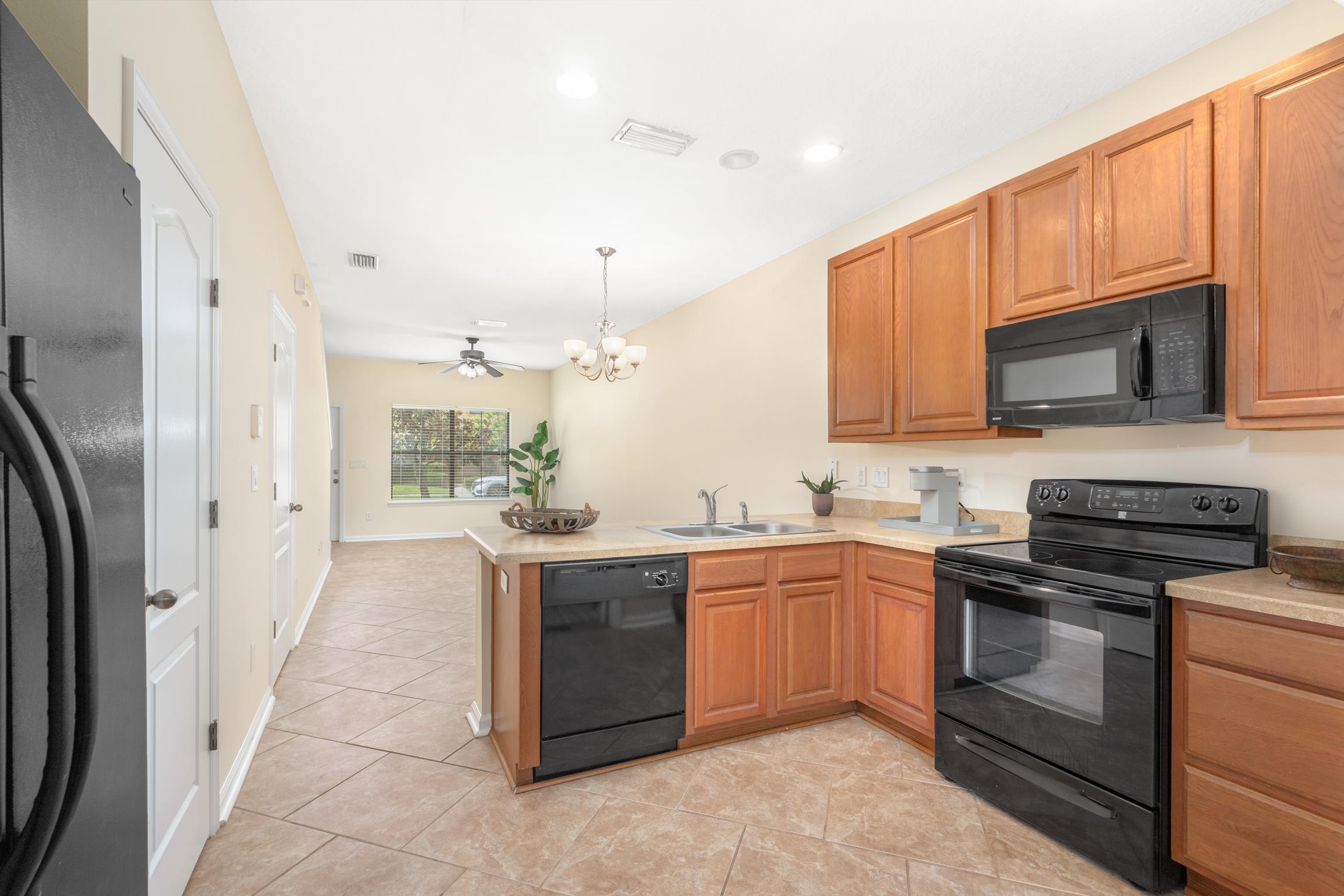 Image 13 of 39 For 616 Drake Bay Terrace