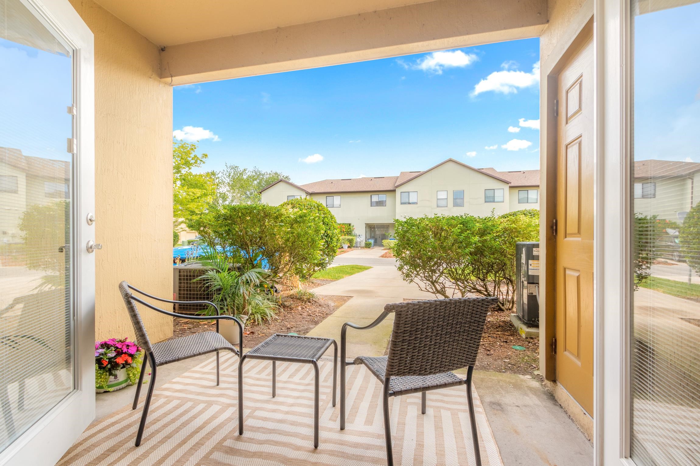 Image 28 of 39 For 616 Drake Bay Terrace