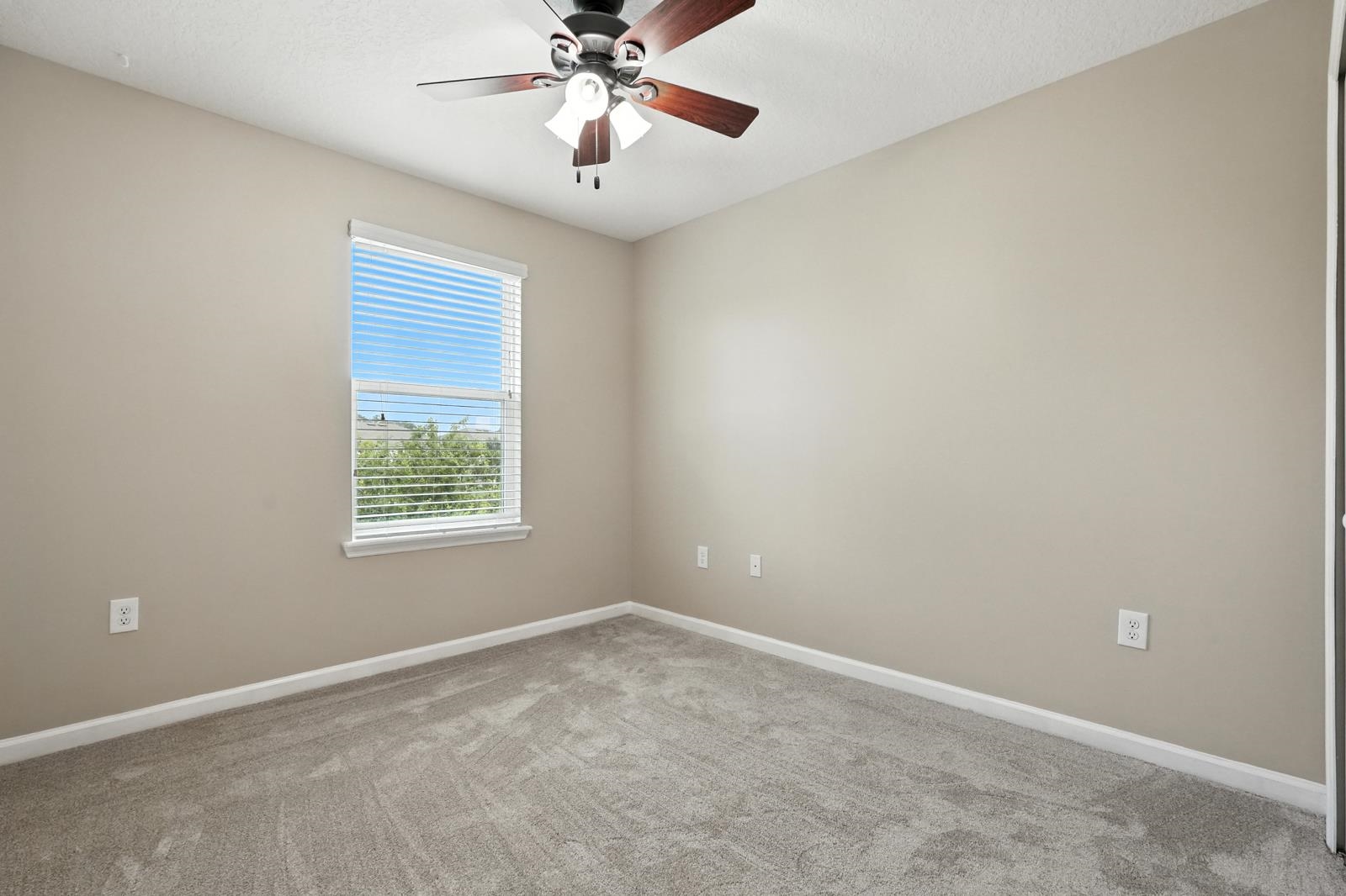 Image 32 of 46 For 176 Nelson Ln