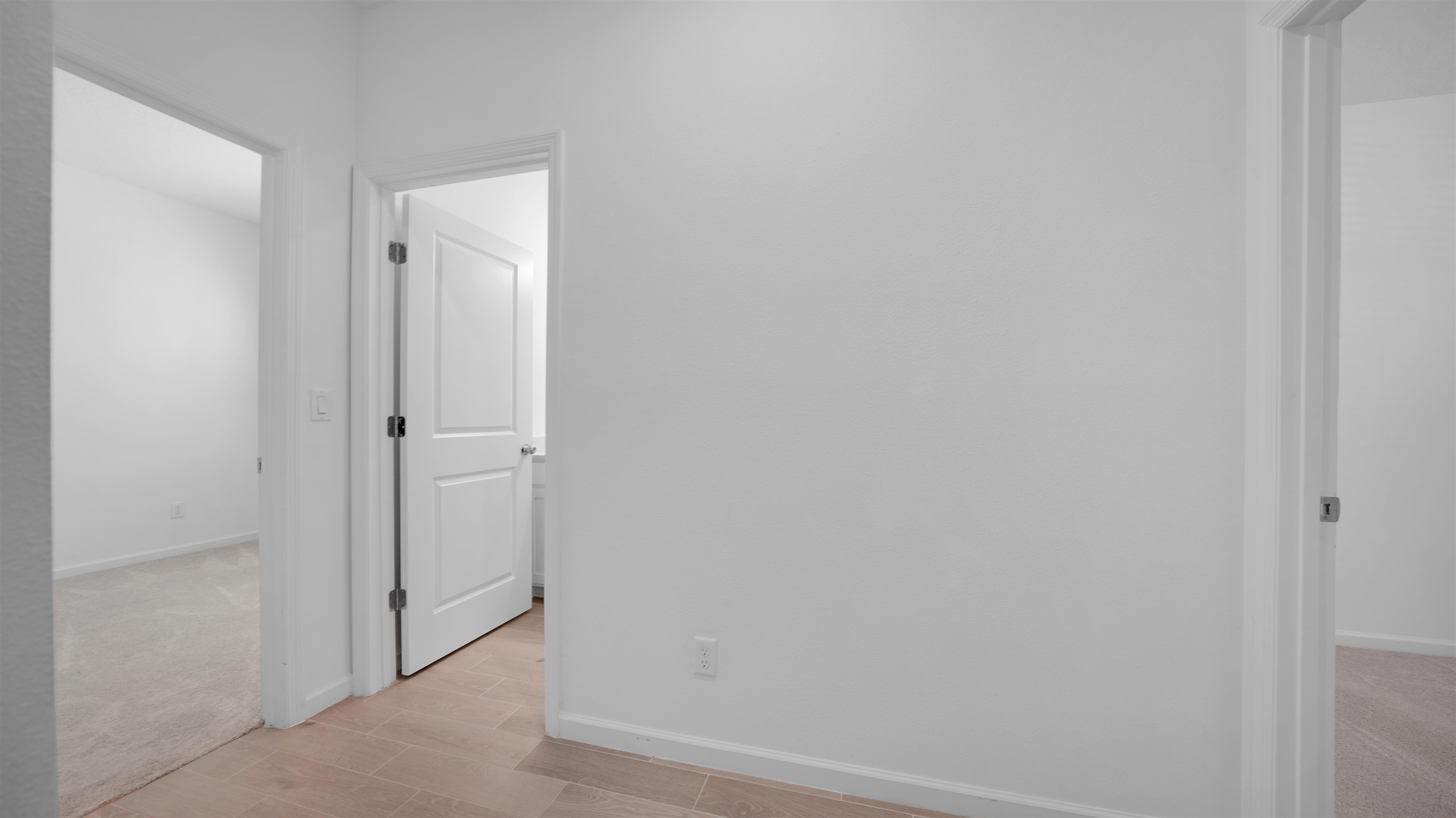 Image 31 of 40 For 264 Lake Sinclair St