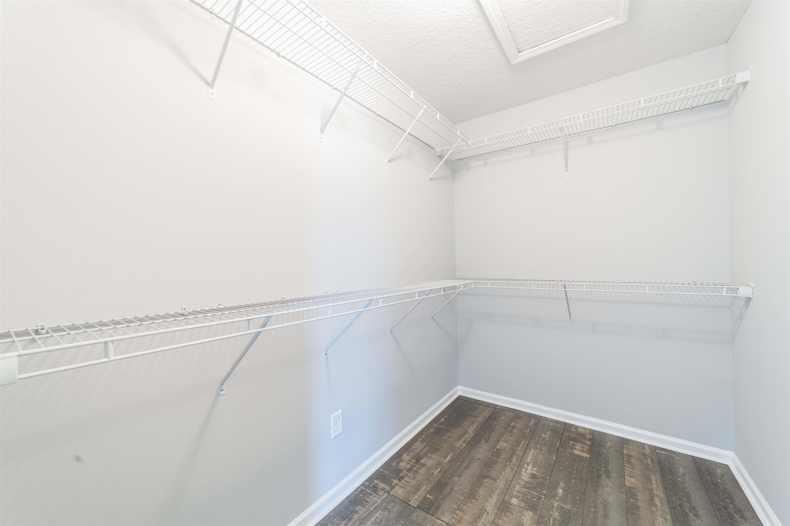 Image 16 of 57 For 498 Colorado Springs Way