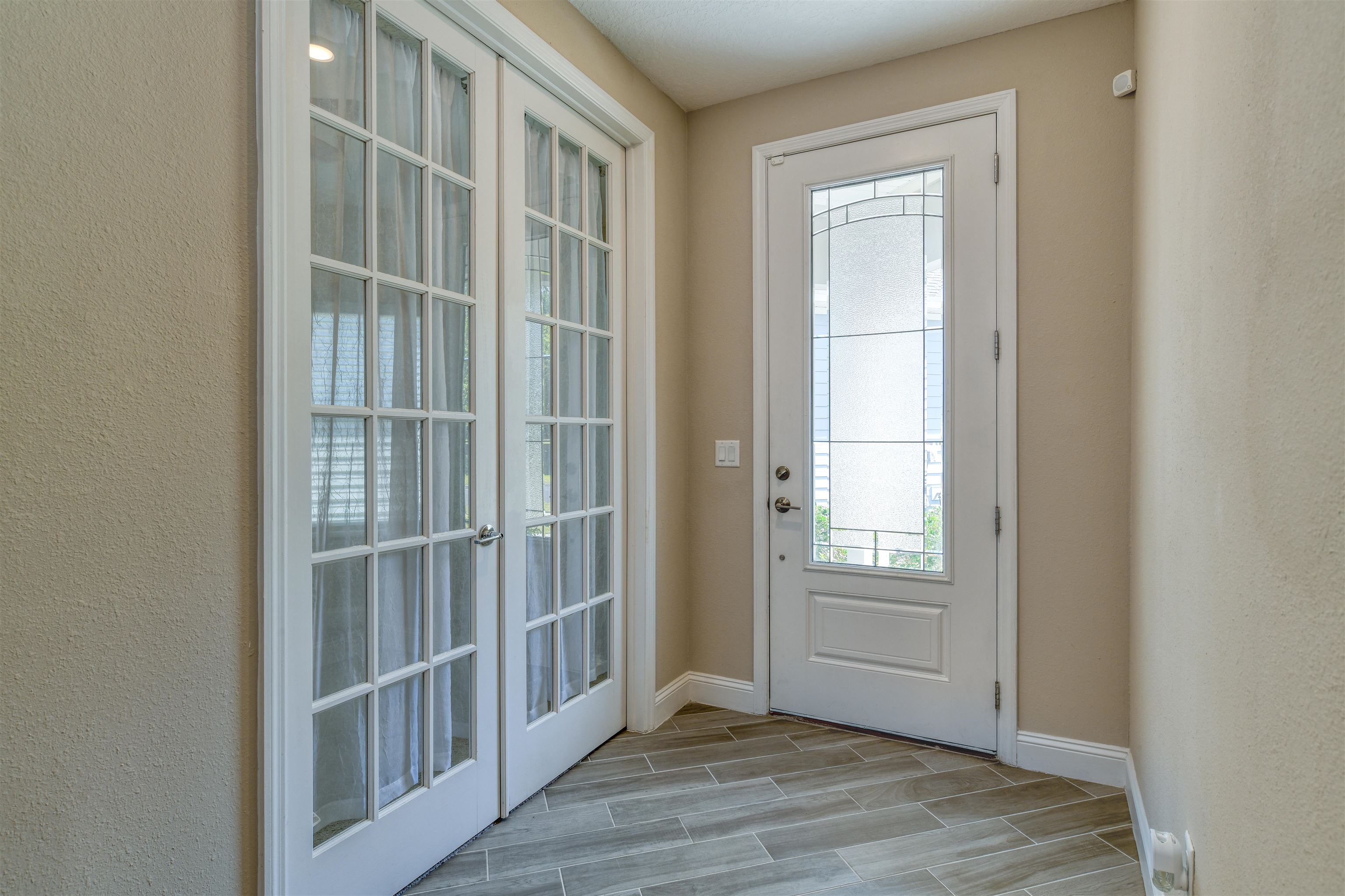Image 14 of 40 For 274 Stillwater Blvd