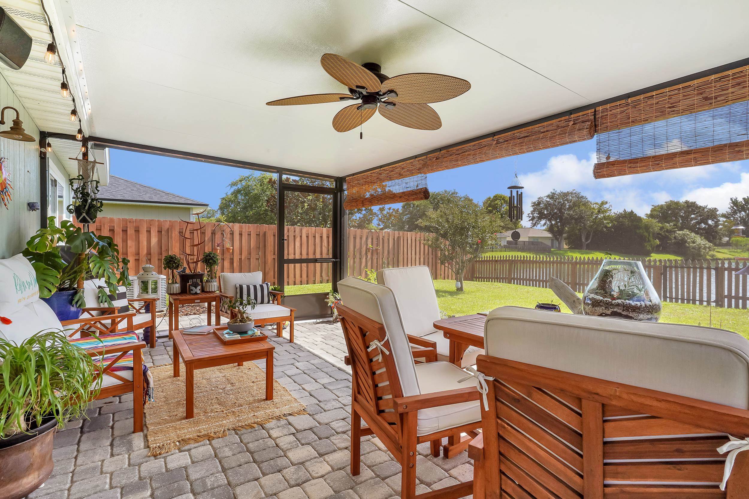 Image 20 of 36 For 891 Wynfield Circle