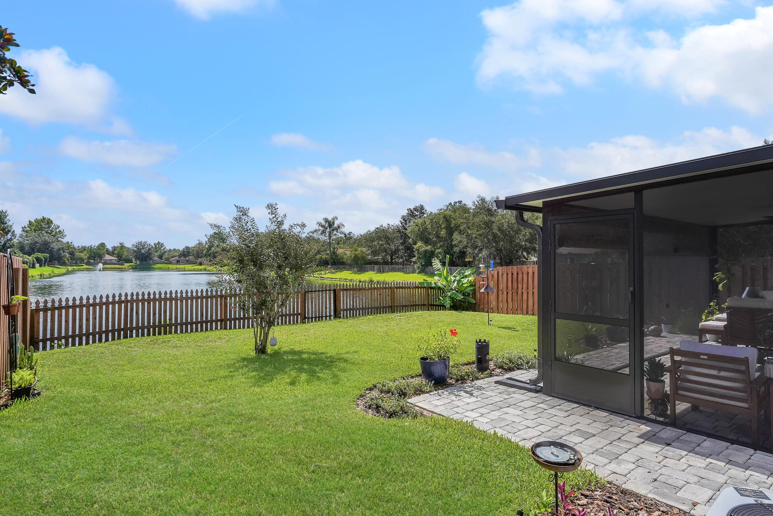 Image 23 of 36 For 891 Wynfield Circle