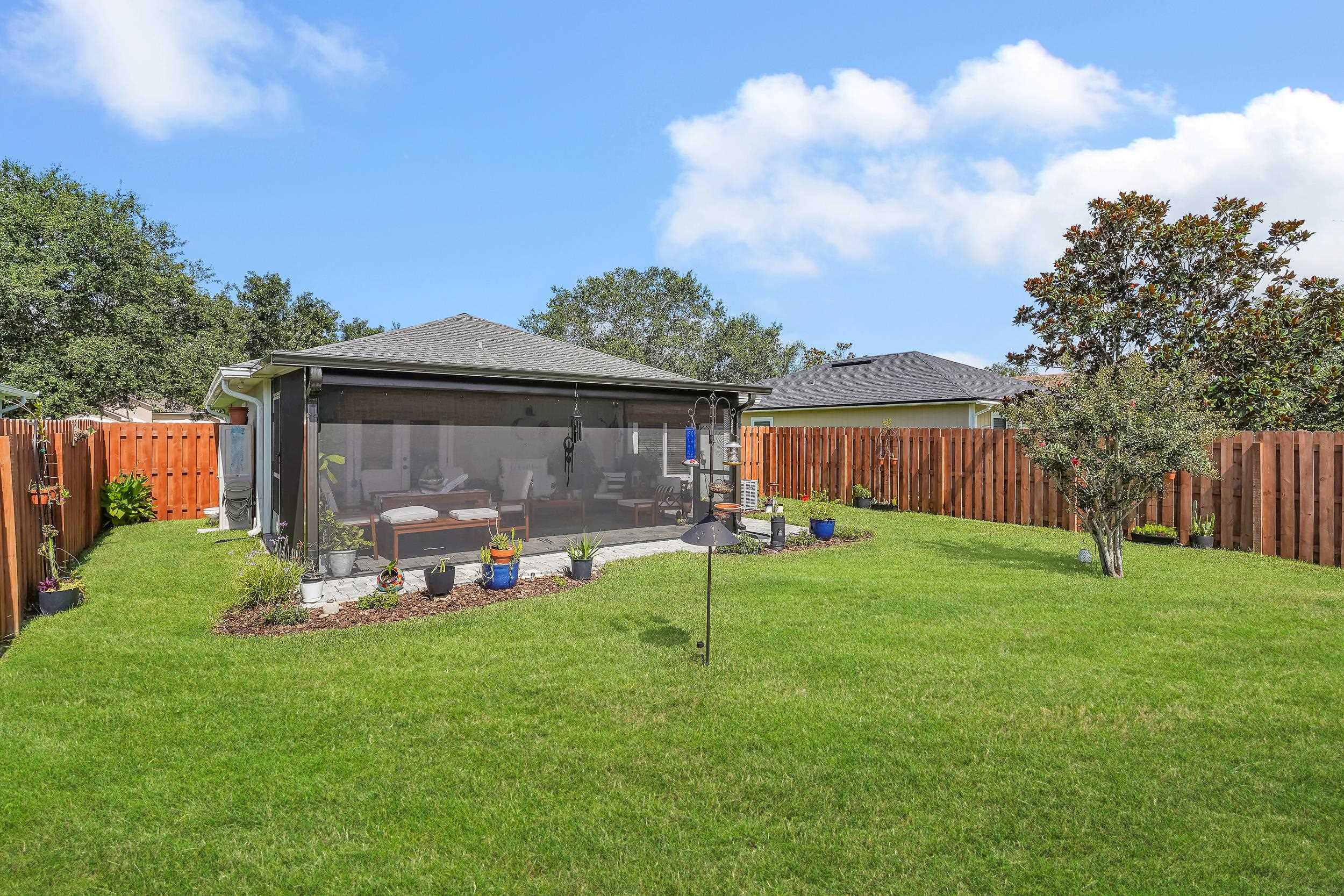 Image 26 of 36 For 891 Wynfield Circle