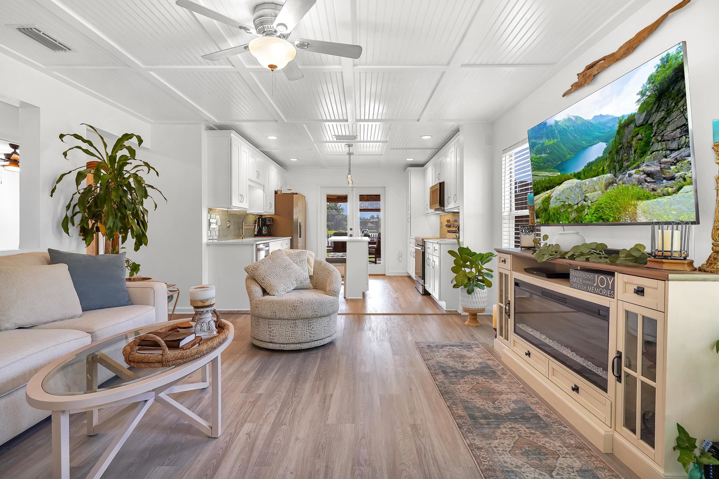 Image 5 of 36 For 891 Wynfield Circle