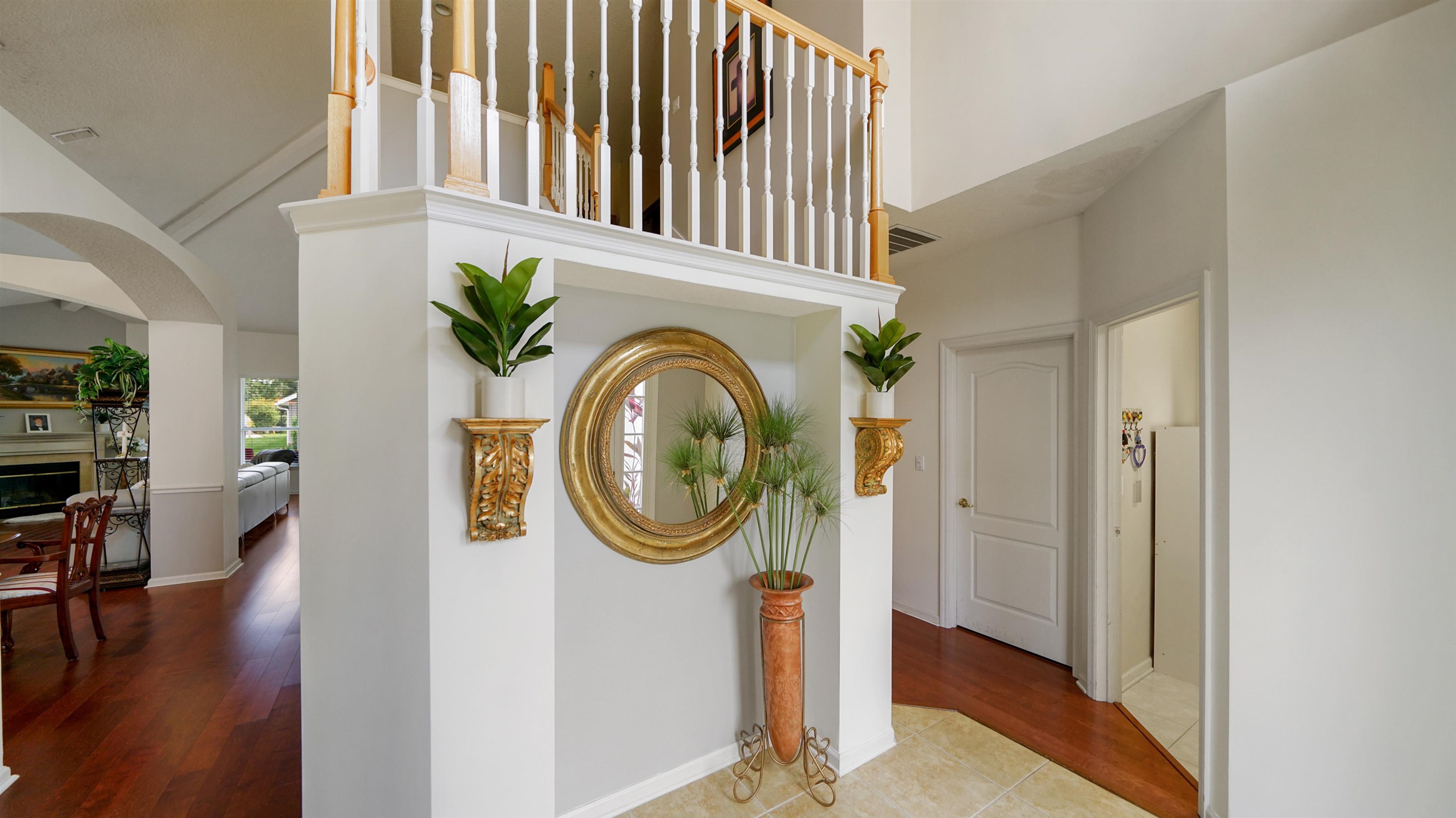 Image 2 of 50 For 13724 Shady Woods St