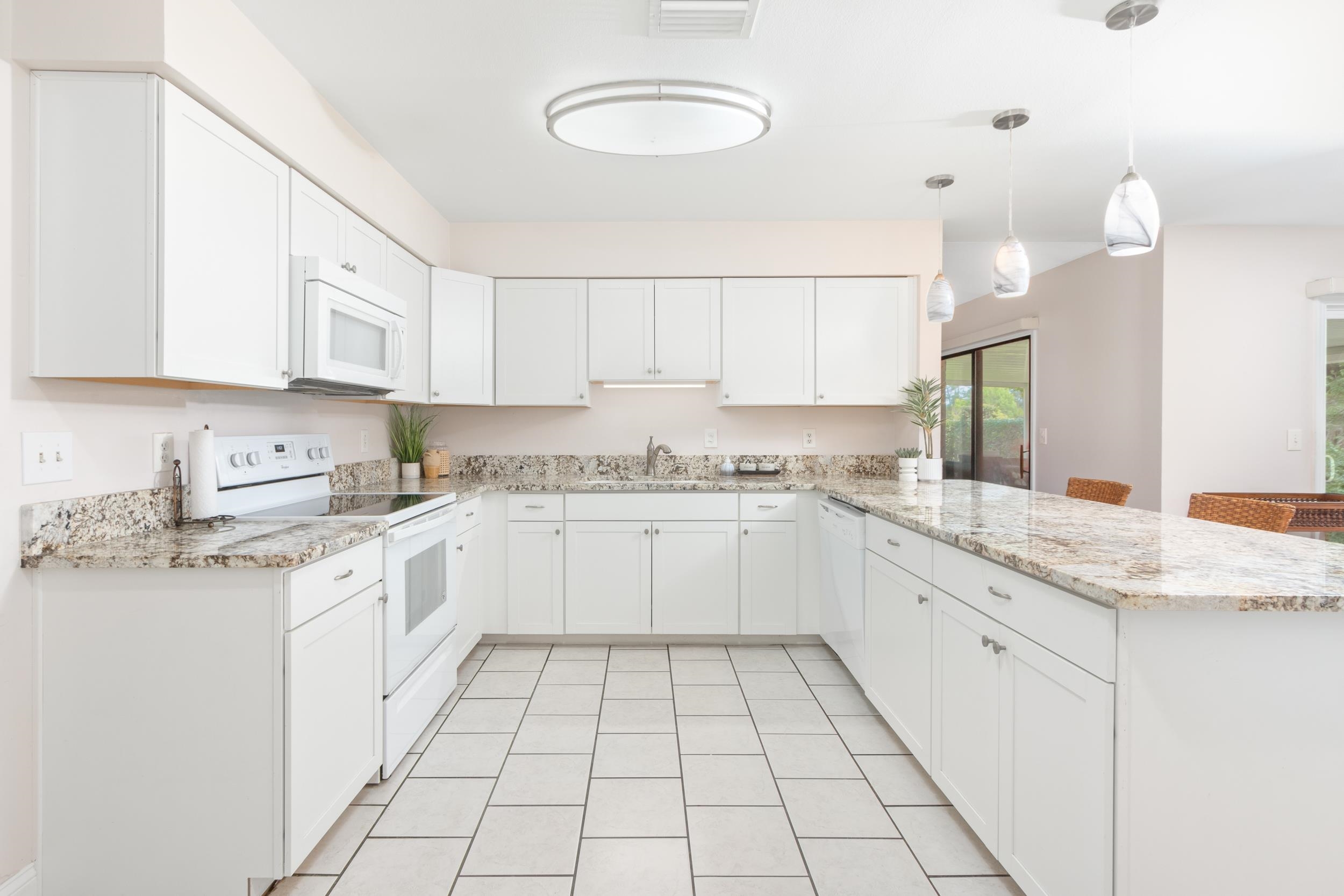 Image 10 of 48 For 725 Saco Ct  