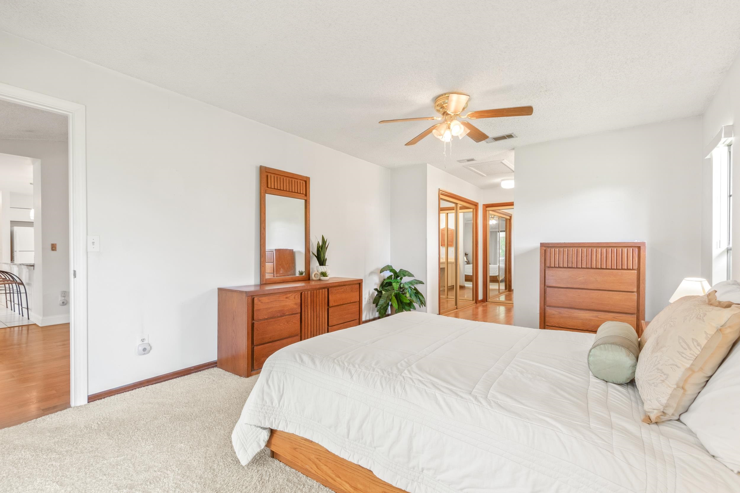 Image 16 of 48 For 725 Saco Ct  