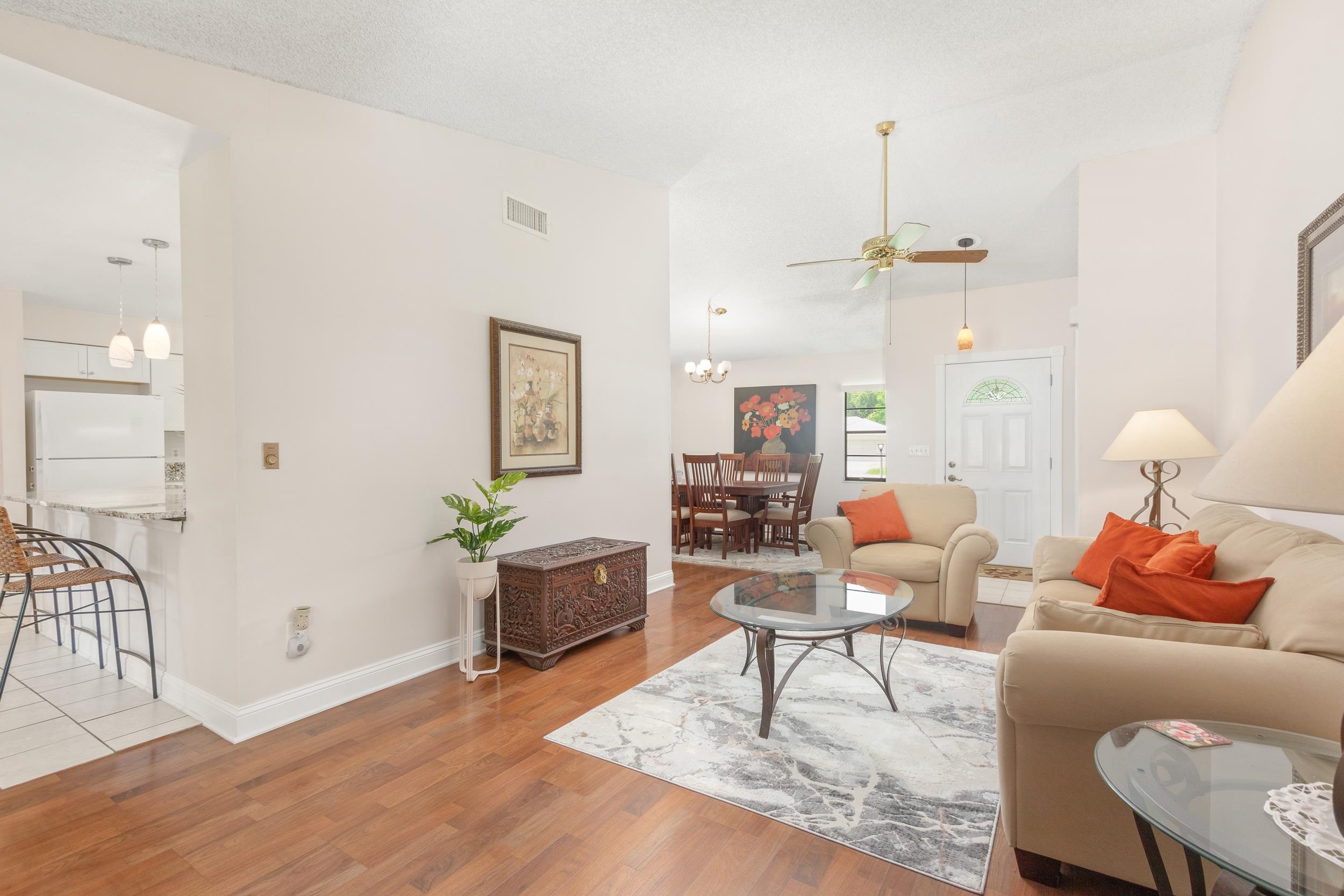 Image 7 of 48 For 725 Saco Ct  