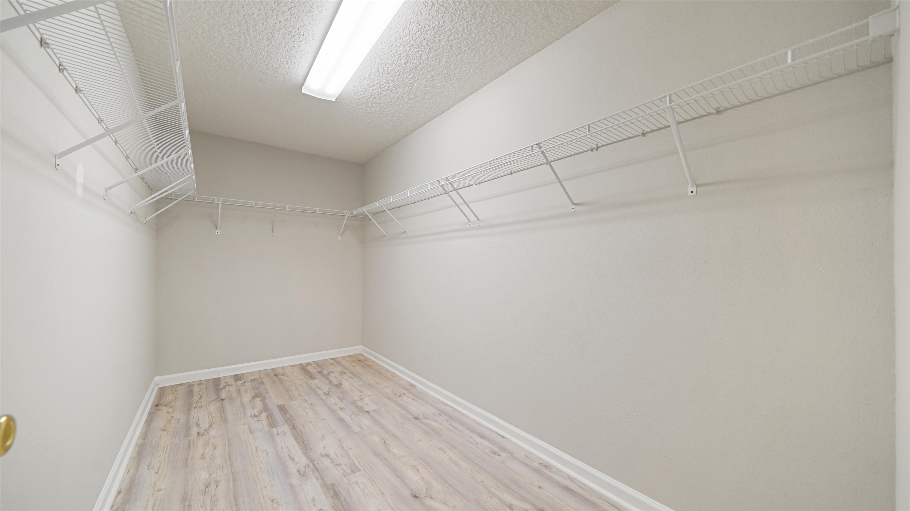 Image 18 of 43 For 1140 Nochaway Dr