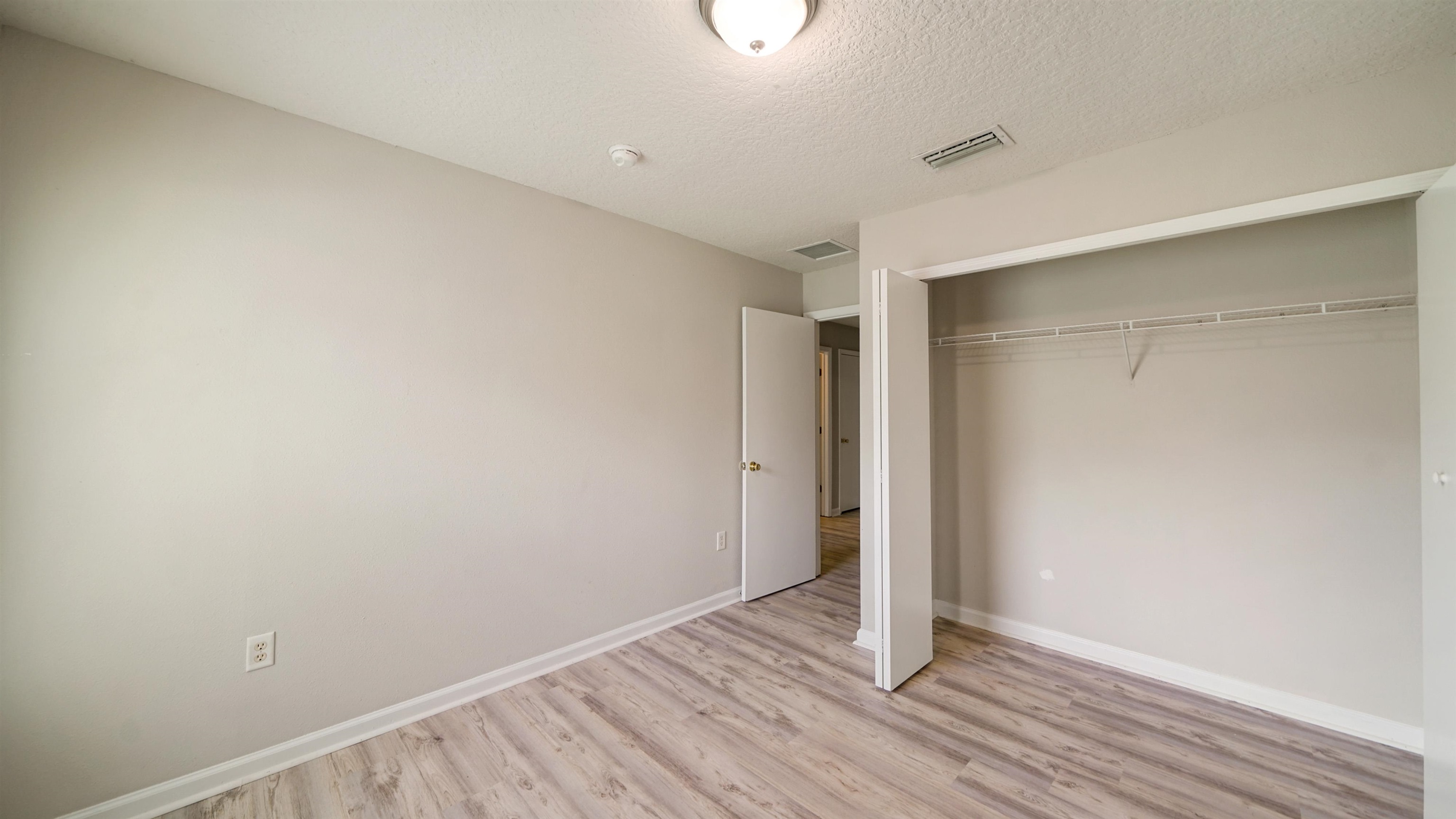 Image 23 of 43 For 1140 Nochaway Dr